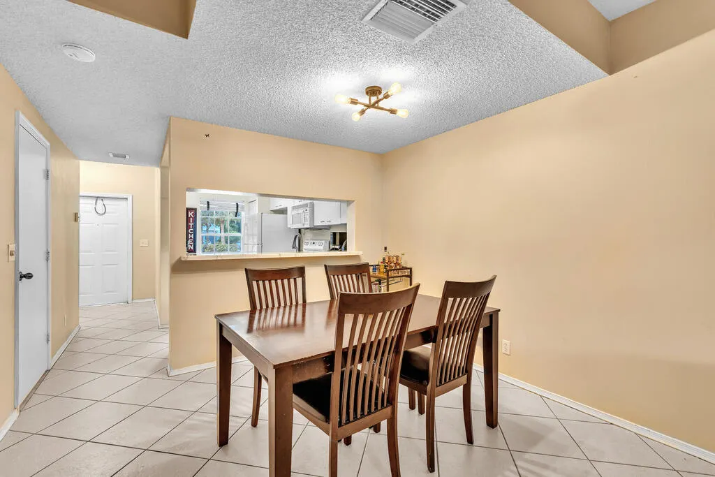 5464 JUBILEE Way #221