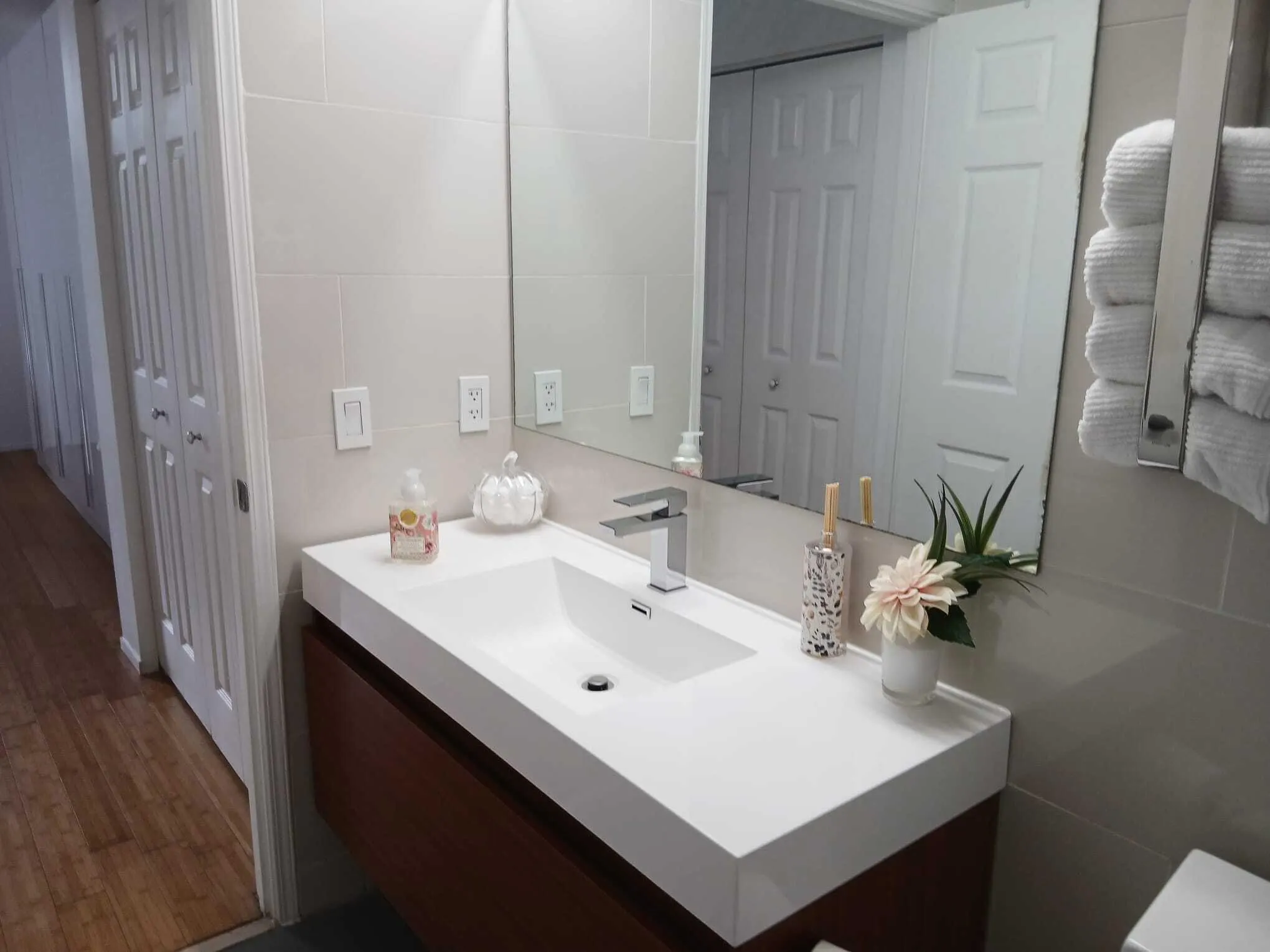 720 S SAPODILLA Avenue #207