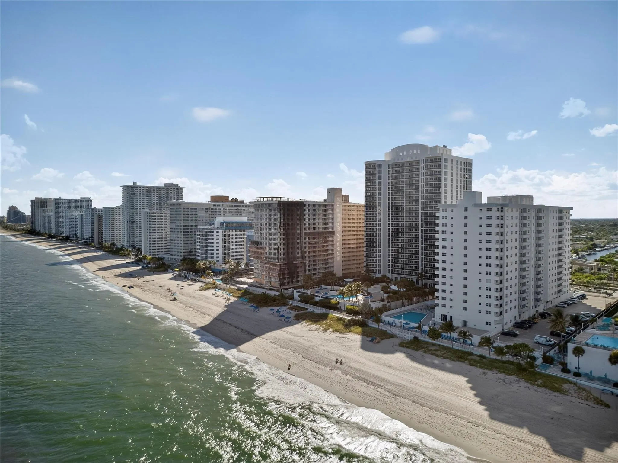 4250 GALT OCEAN Drive #15M