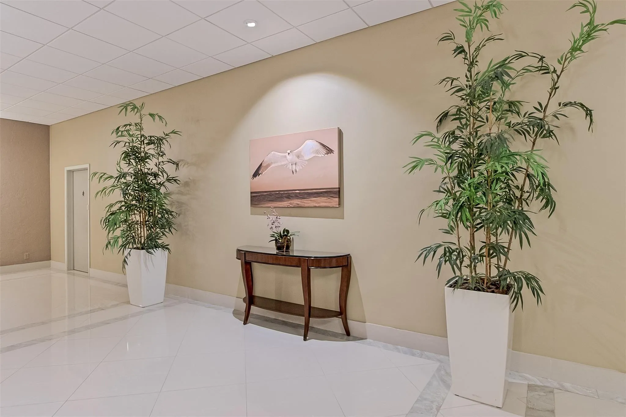 4250 GALT OCEAN Drive #15M