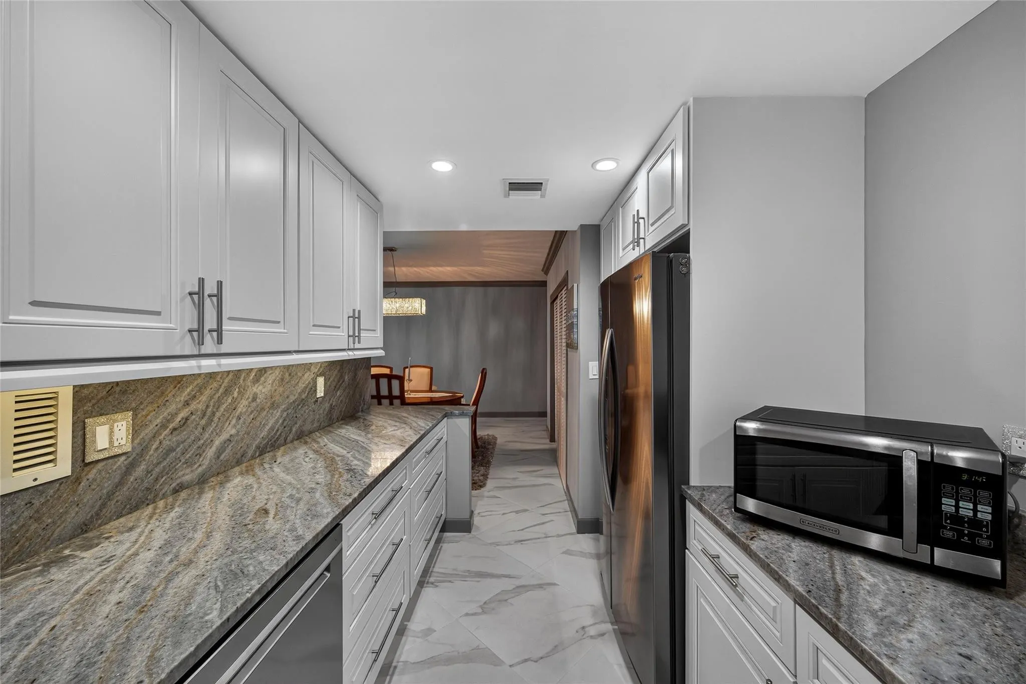 4250 GALT OCEAN Drive #15M