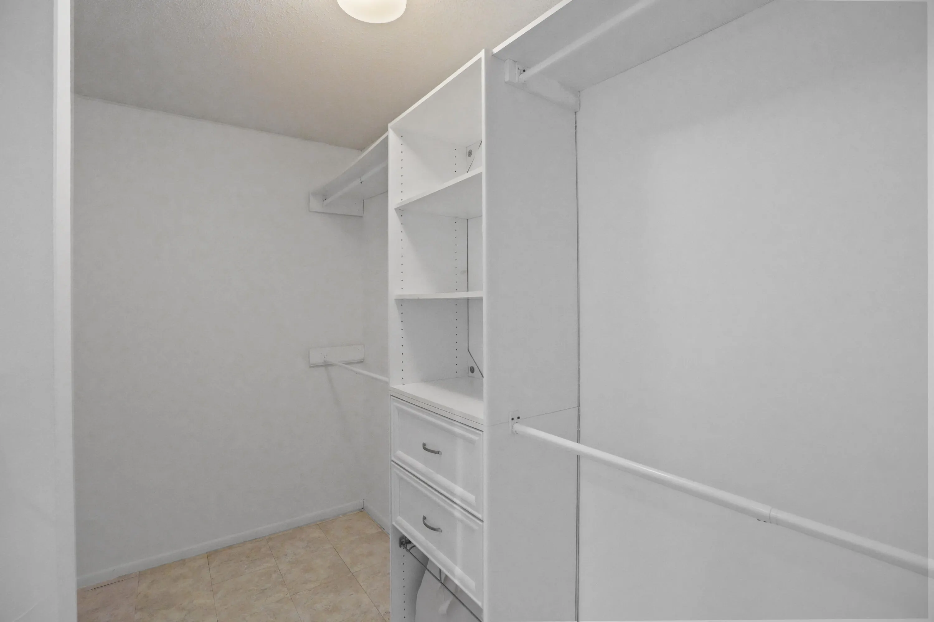 3600 Citrus Lane #104