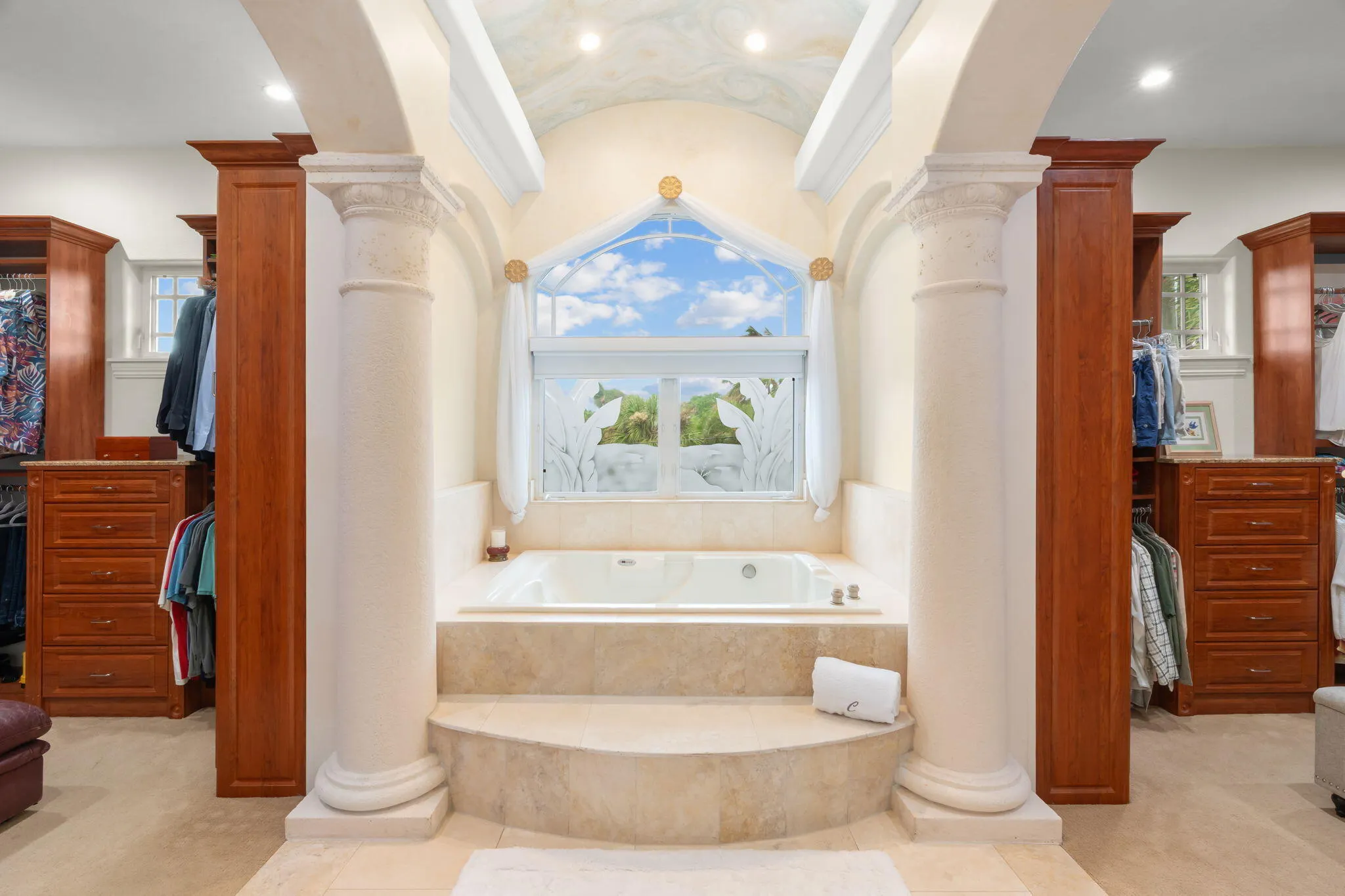 2200 INTRACOASTAL Drive