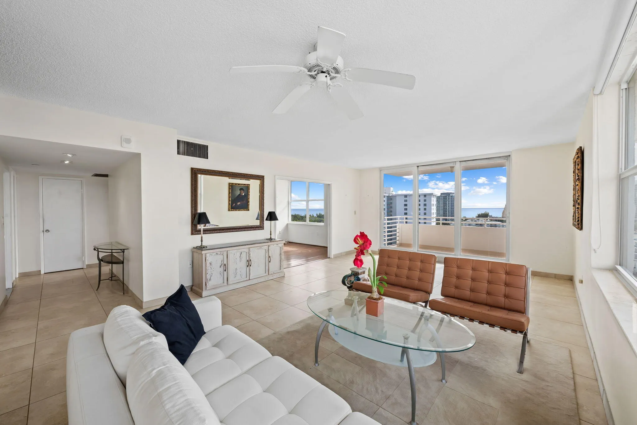 888 INTRACOASTAL Drive #15A