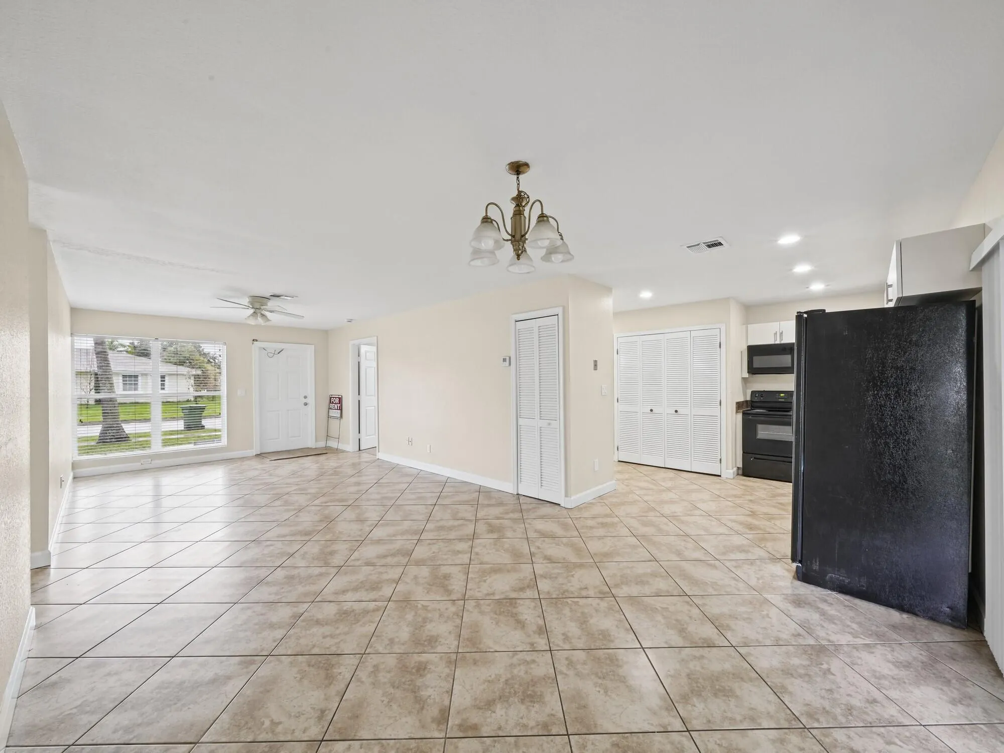6581 NW 24TH Court