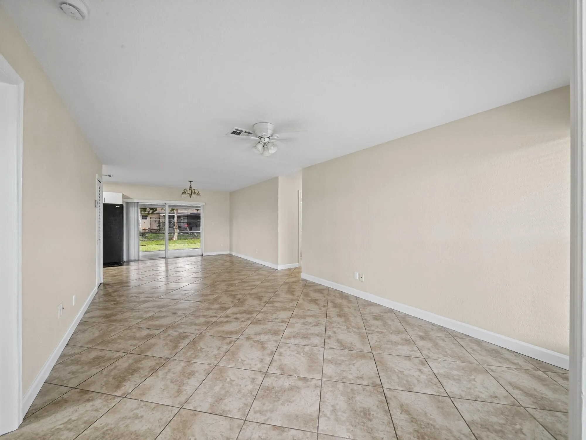 6581 NW 24TH Court