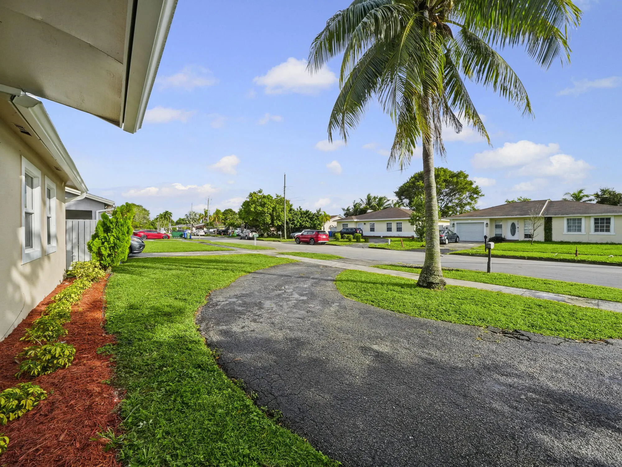 6581 NW 24TH Court