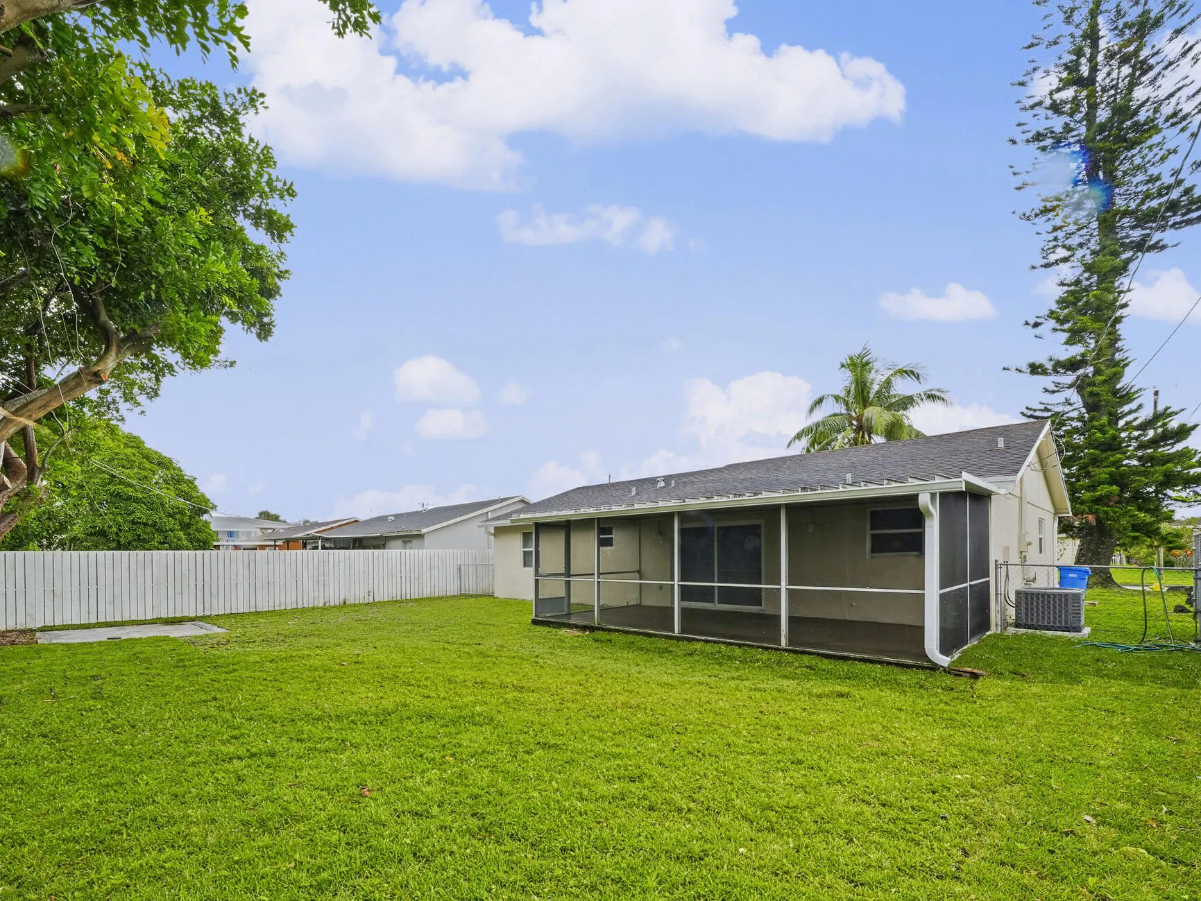 6581 NW 24TH Court