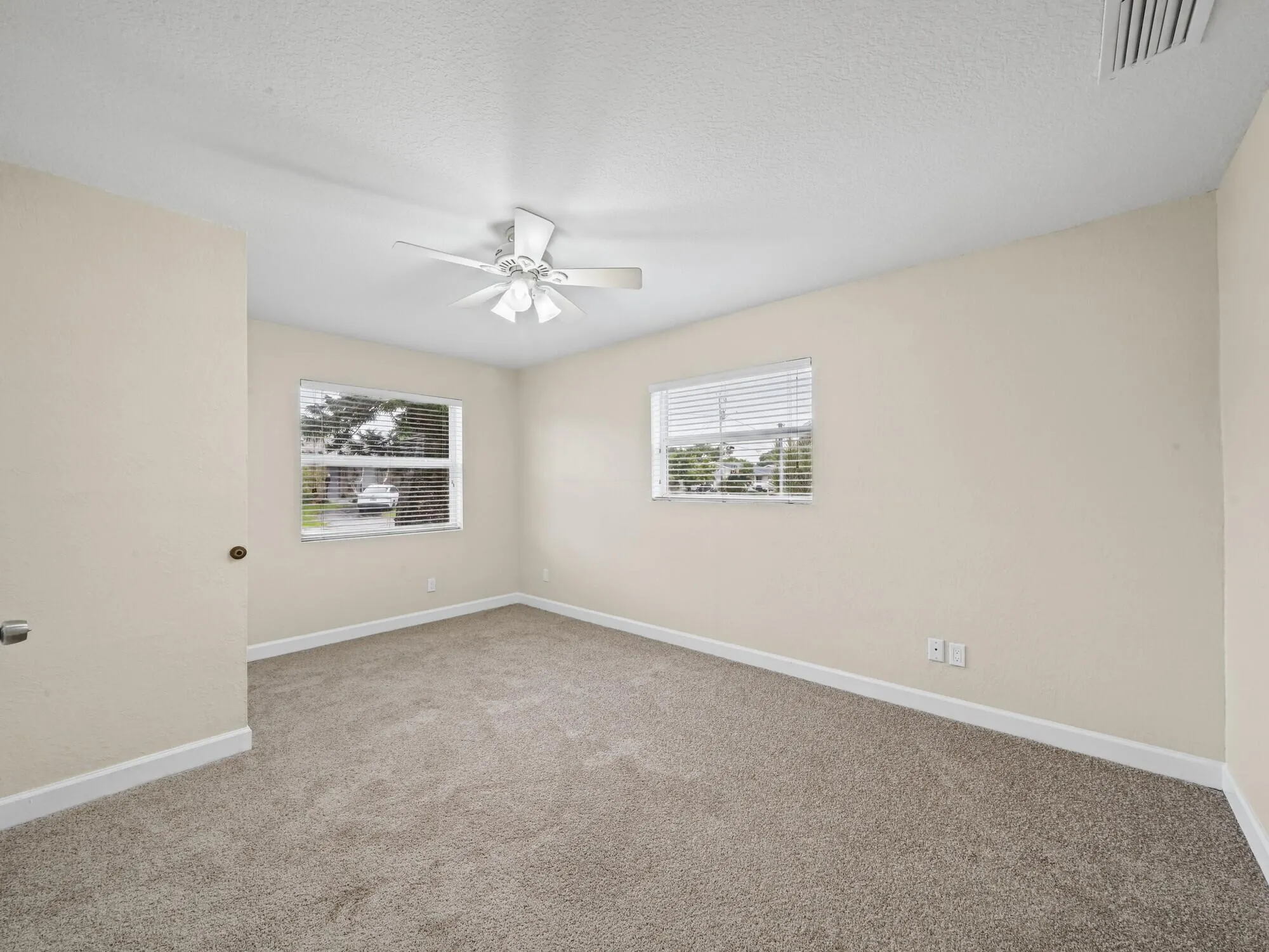 6581 NW 24TH Court