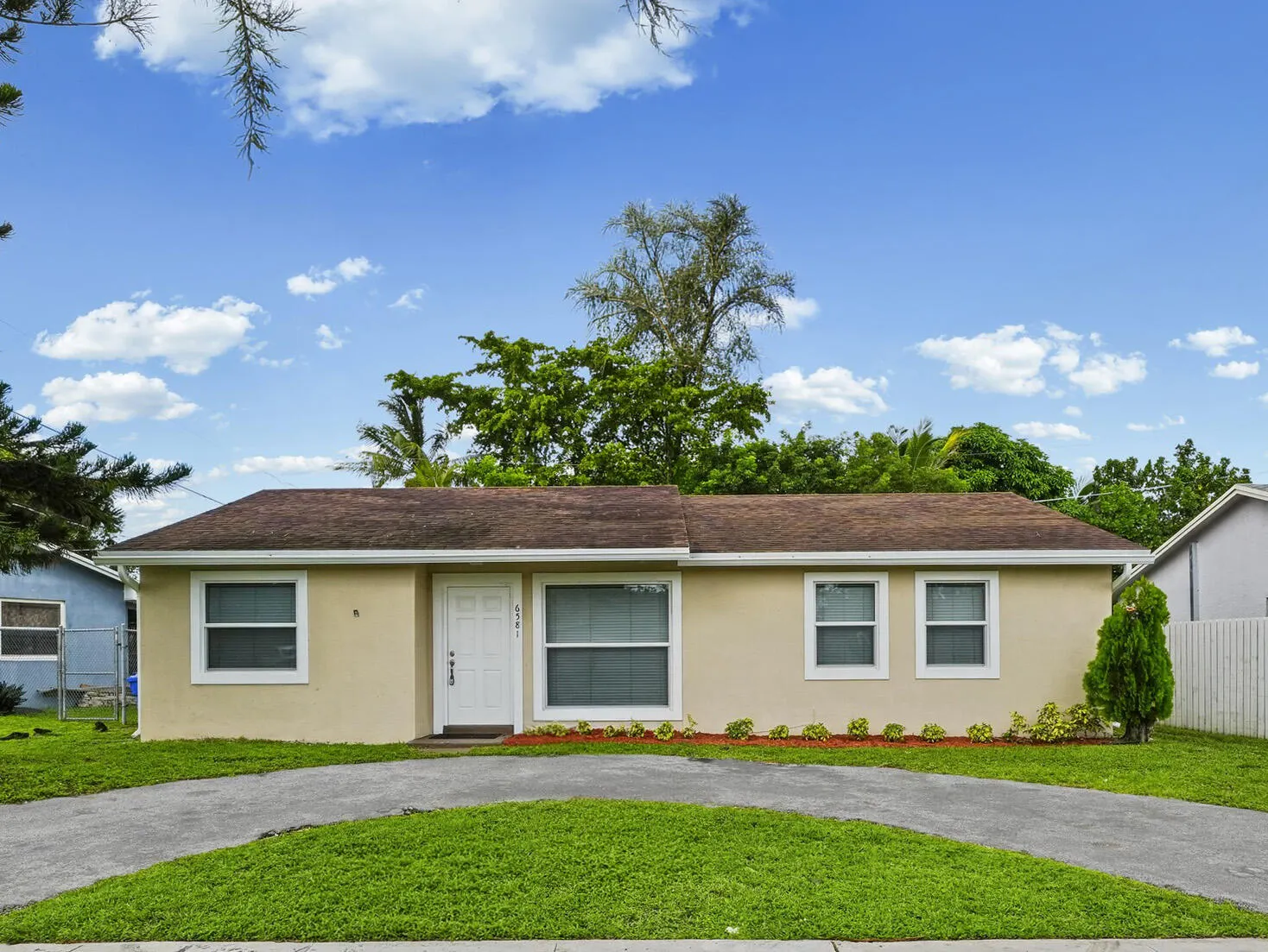6581 NW 24TH Court