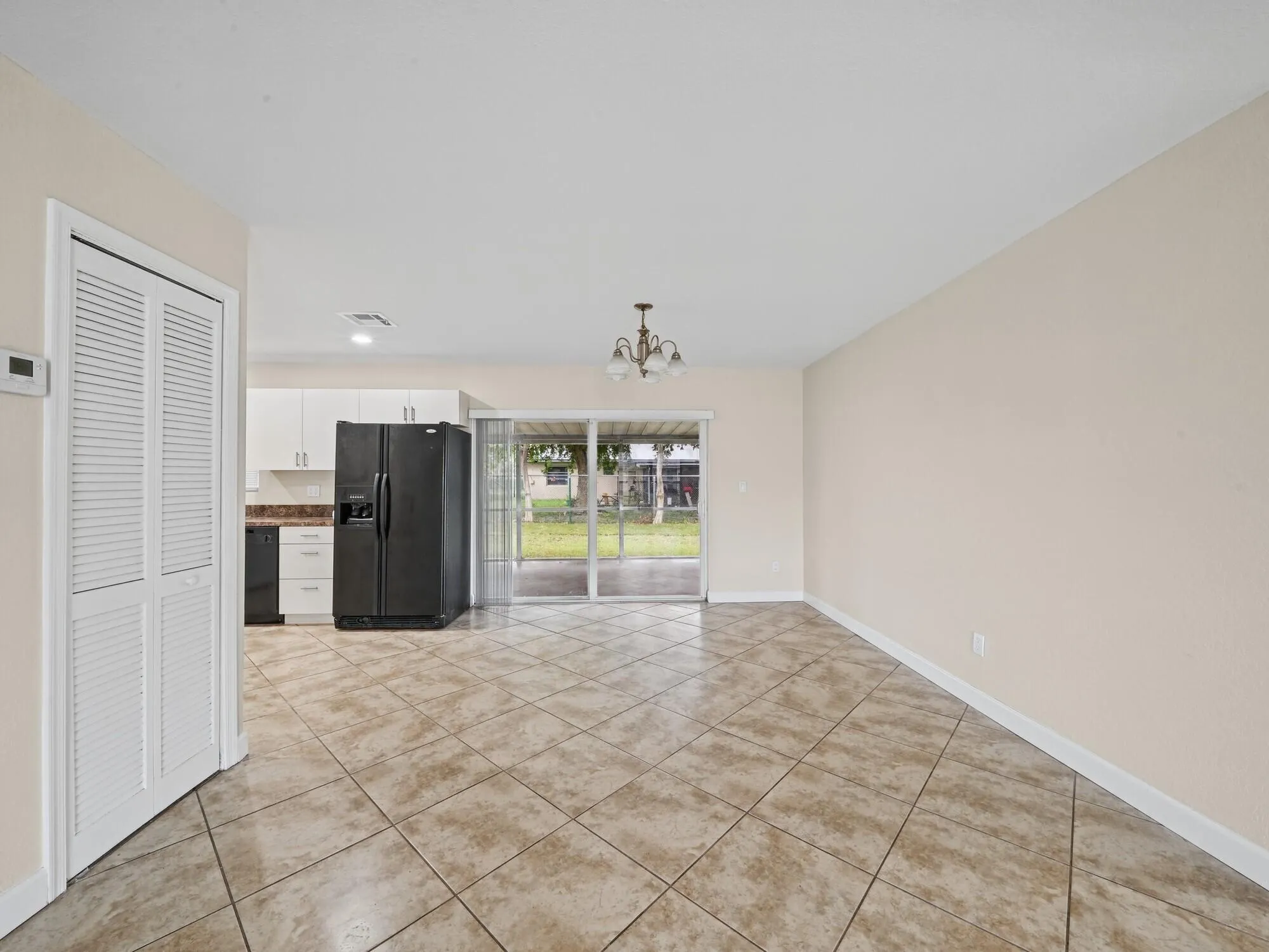 6581 NW 24TH Court