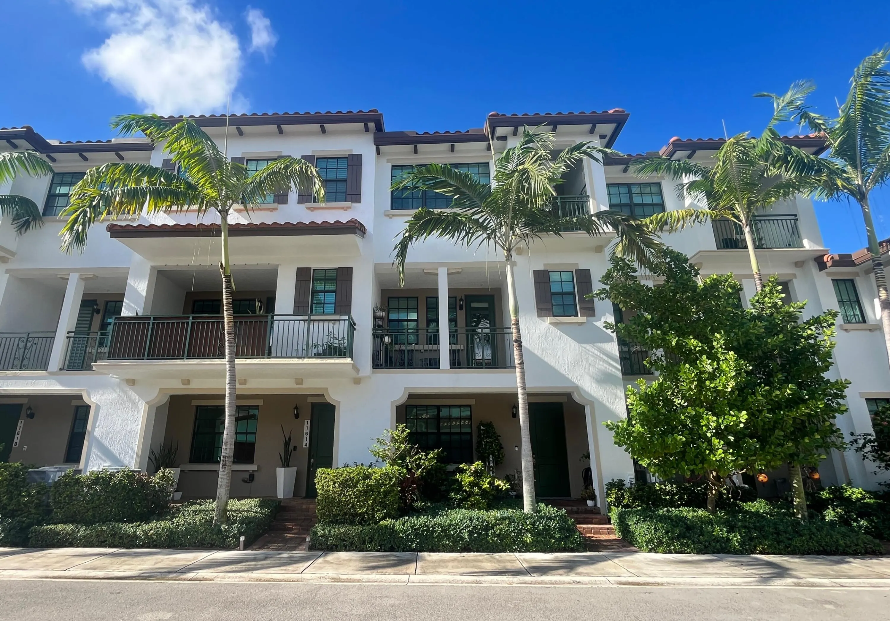 11618 SW 13TH Court