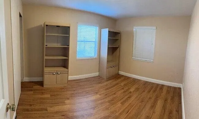 1317 W 24th Street