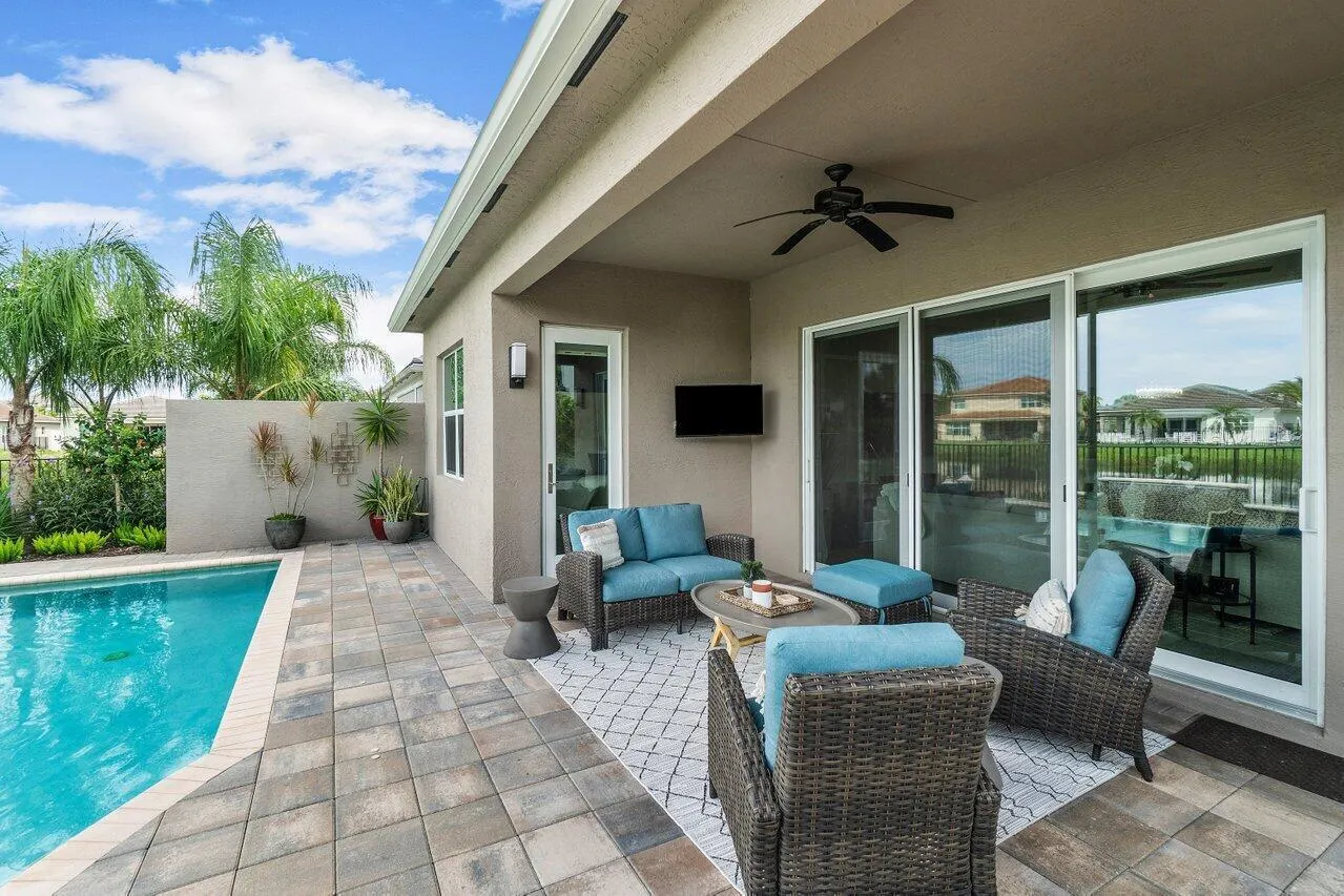 15277 Seaglass Terrace Lane