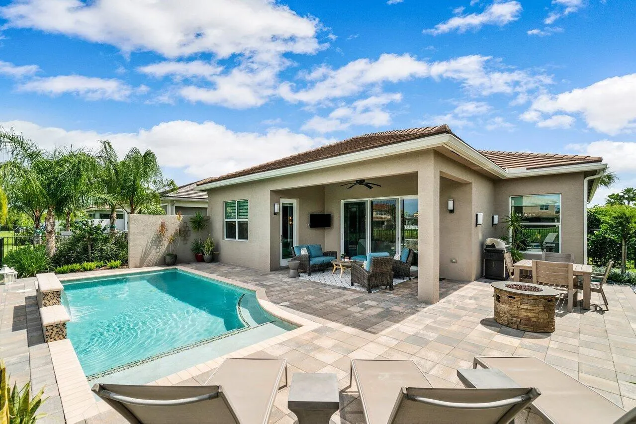 15277 Seaglass Terrace Lane
