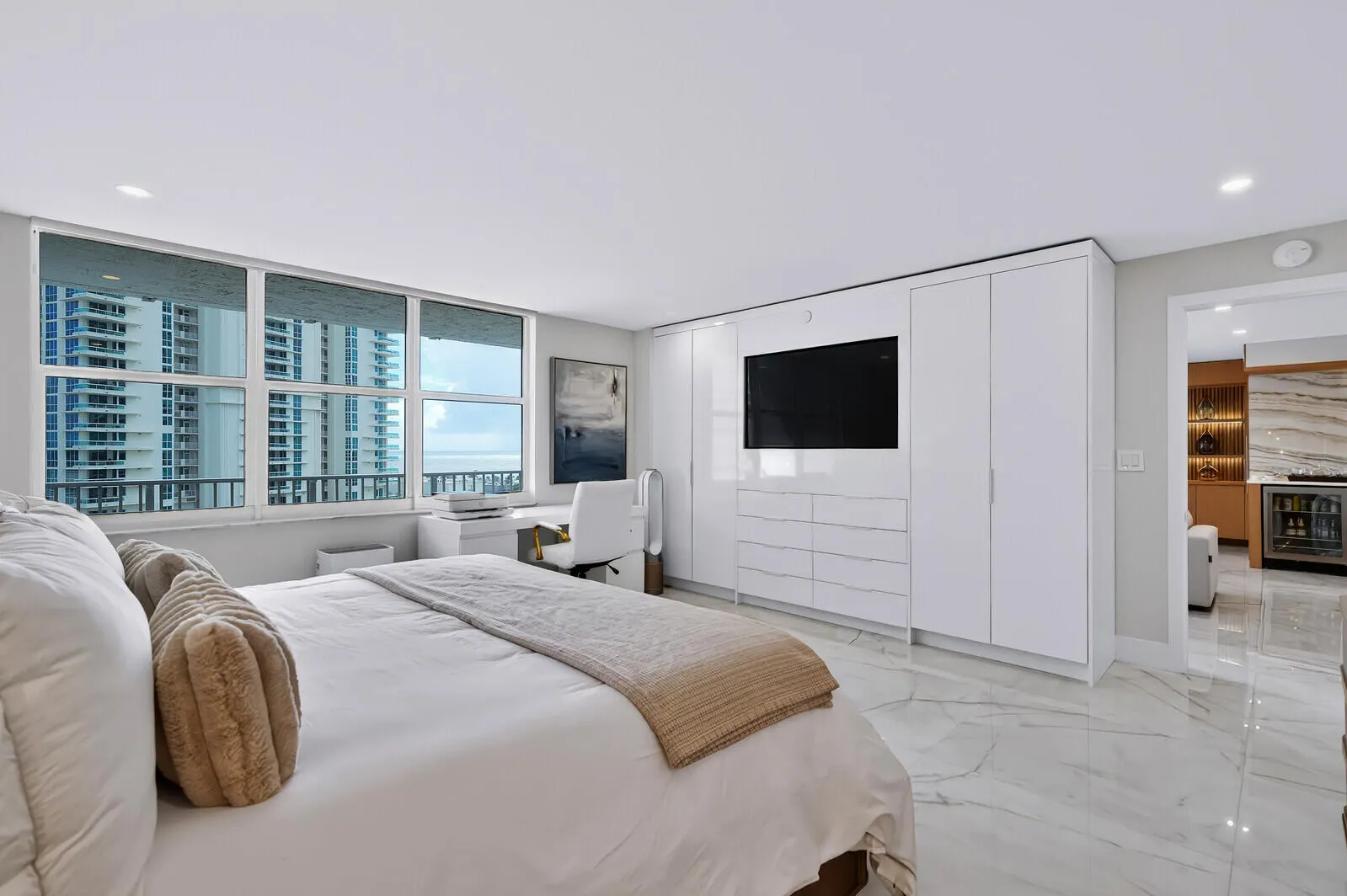 77 S BIRCH Road #10B