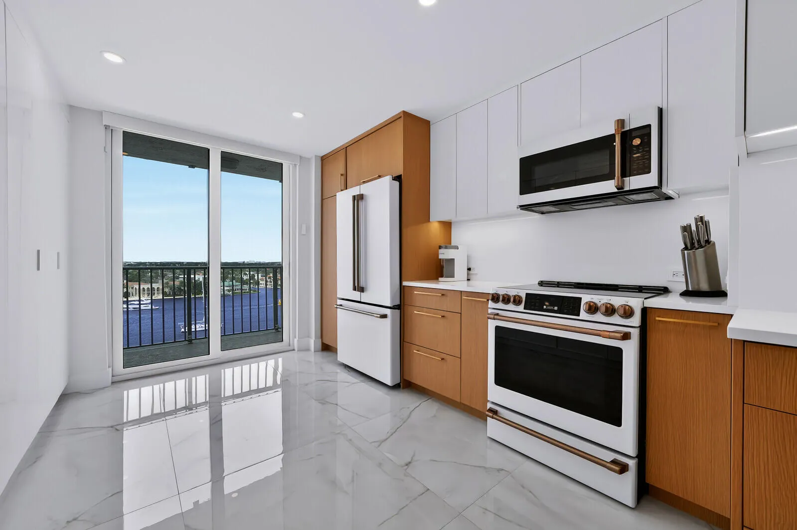 77 S BIRCH Road #10B