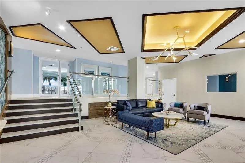 77 S BIRCH Road #10B