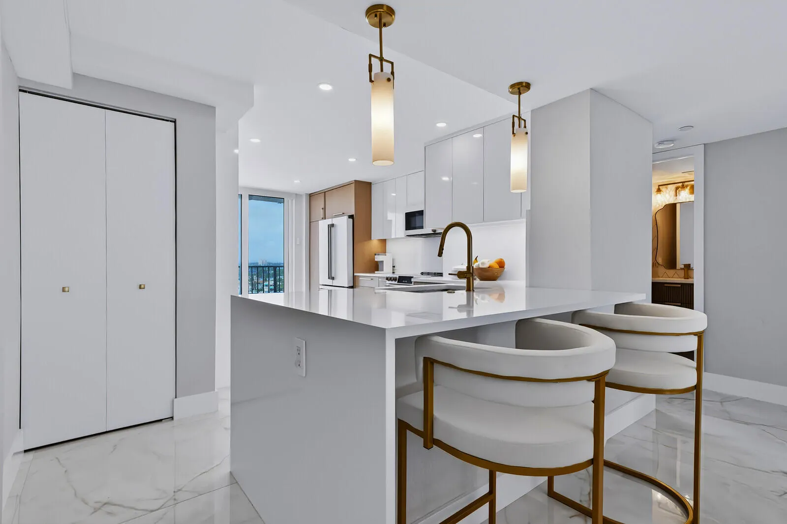 77 S BIRCH Road #10B