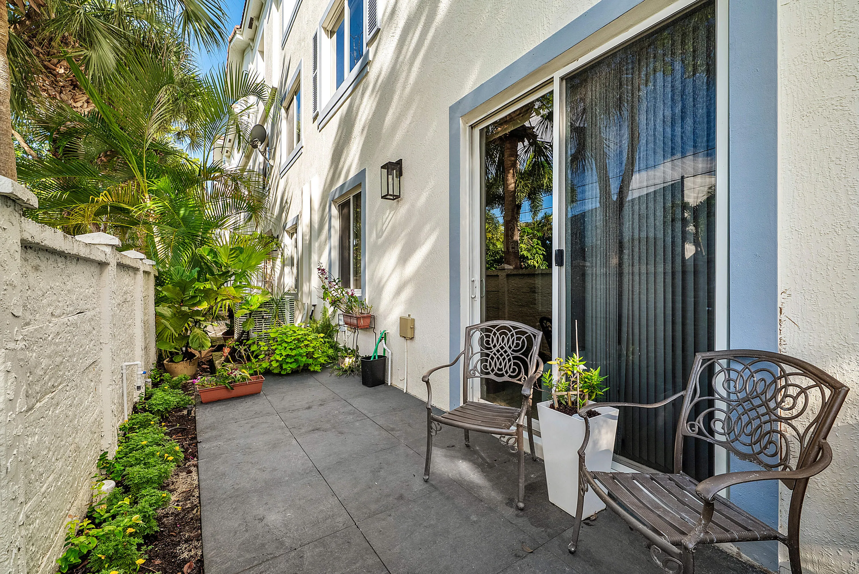 3131 Waterside Circle