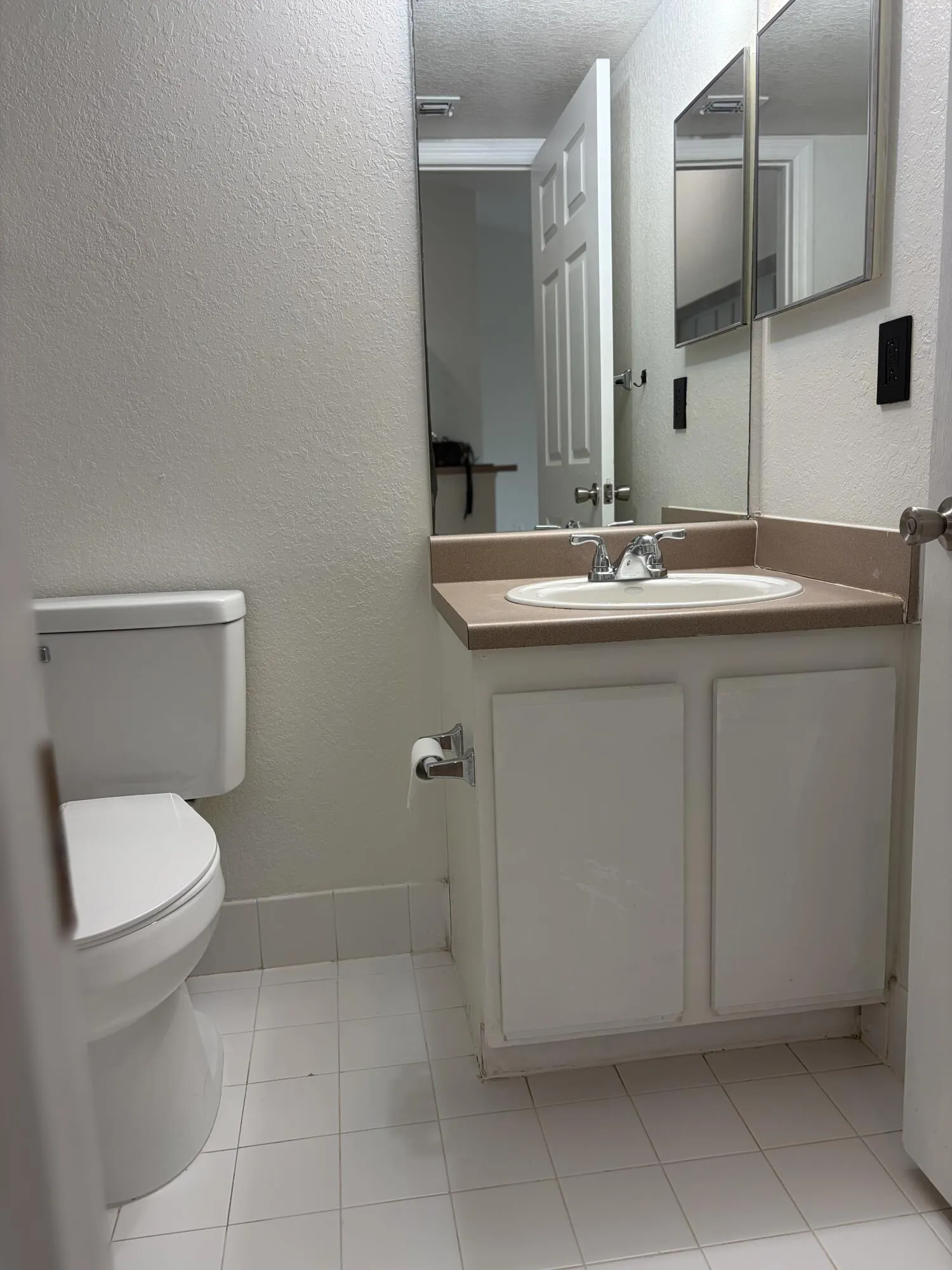 141 SW PALM Drive #303