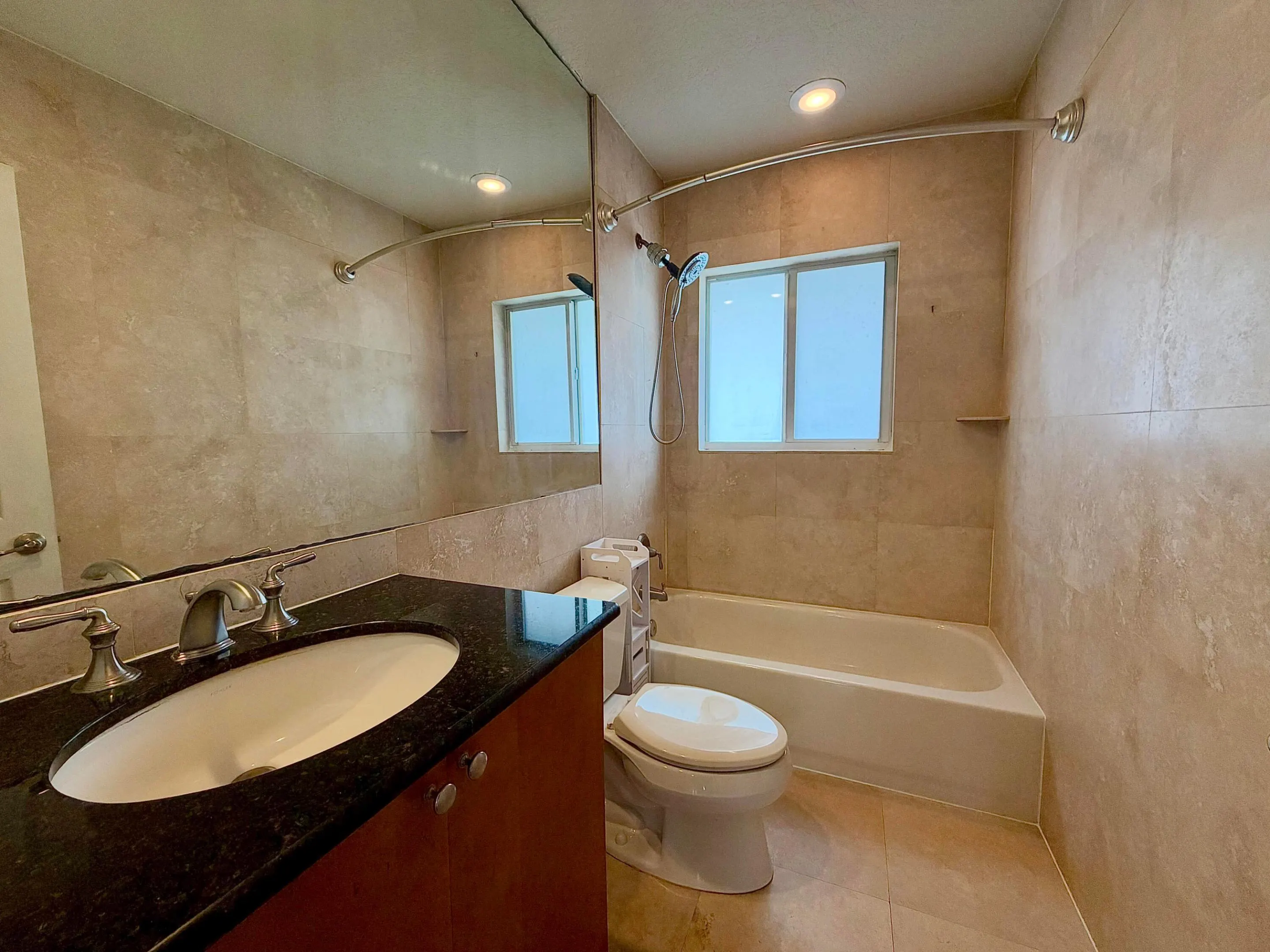 1353 HOLLY HEIGHTS Drive #5