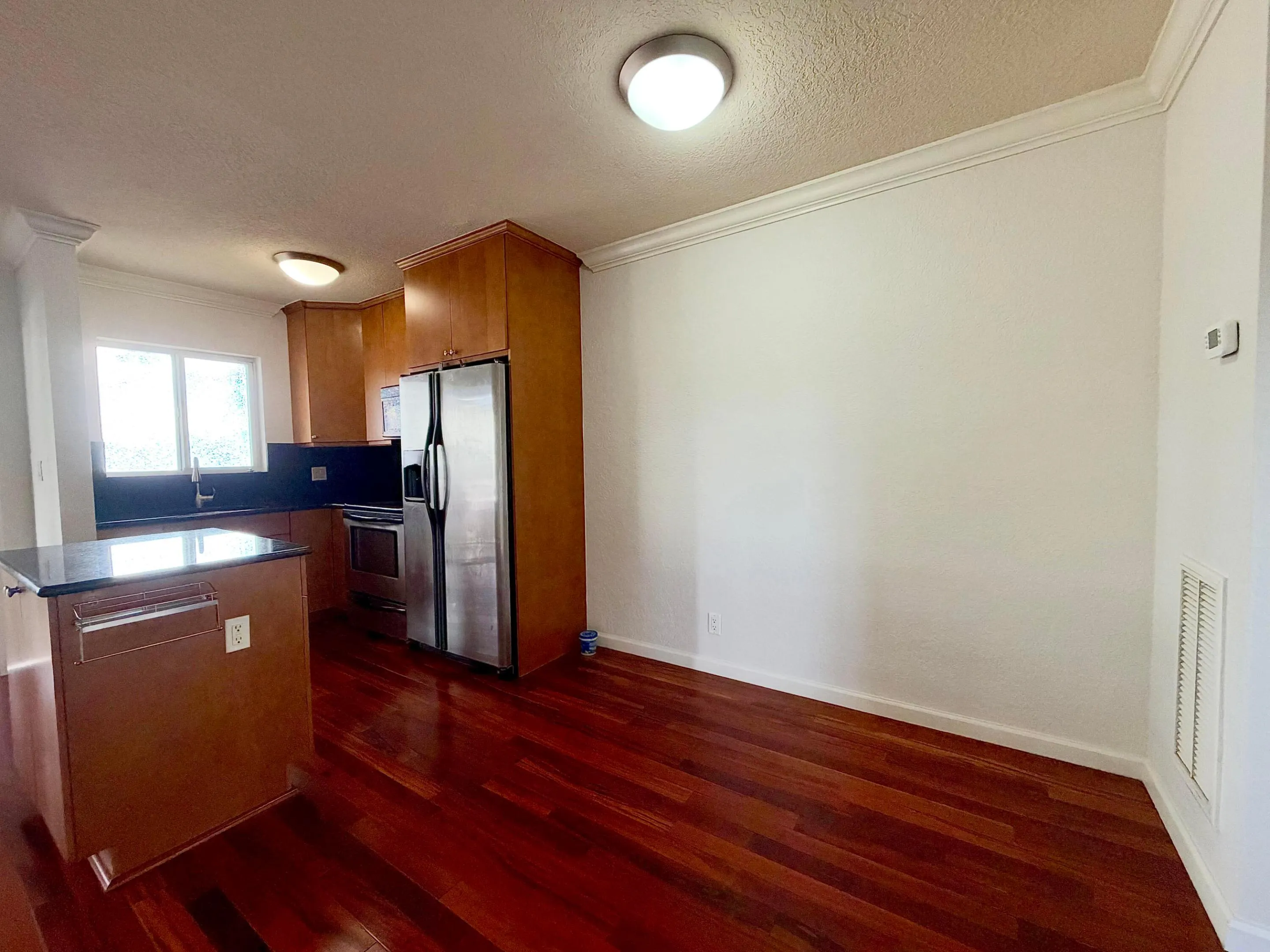 1353 HOLLY HEIGHTS Drive #5