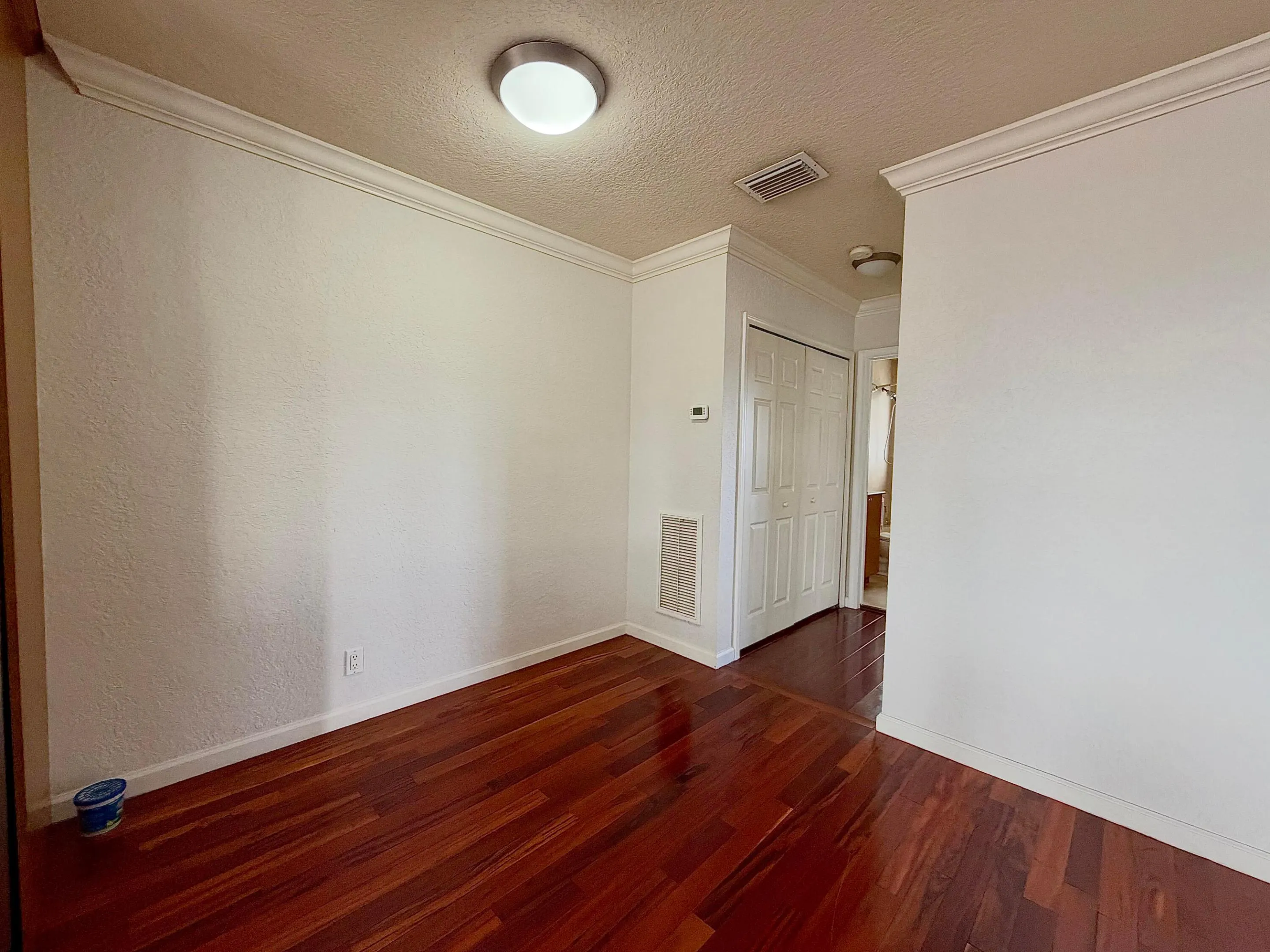 1353 HOLLY HEIGHTS Drive #5