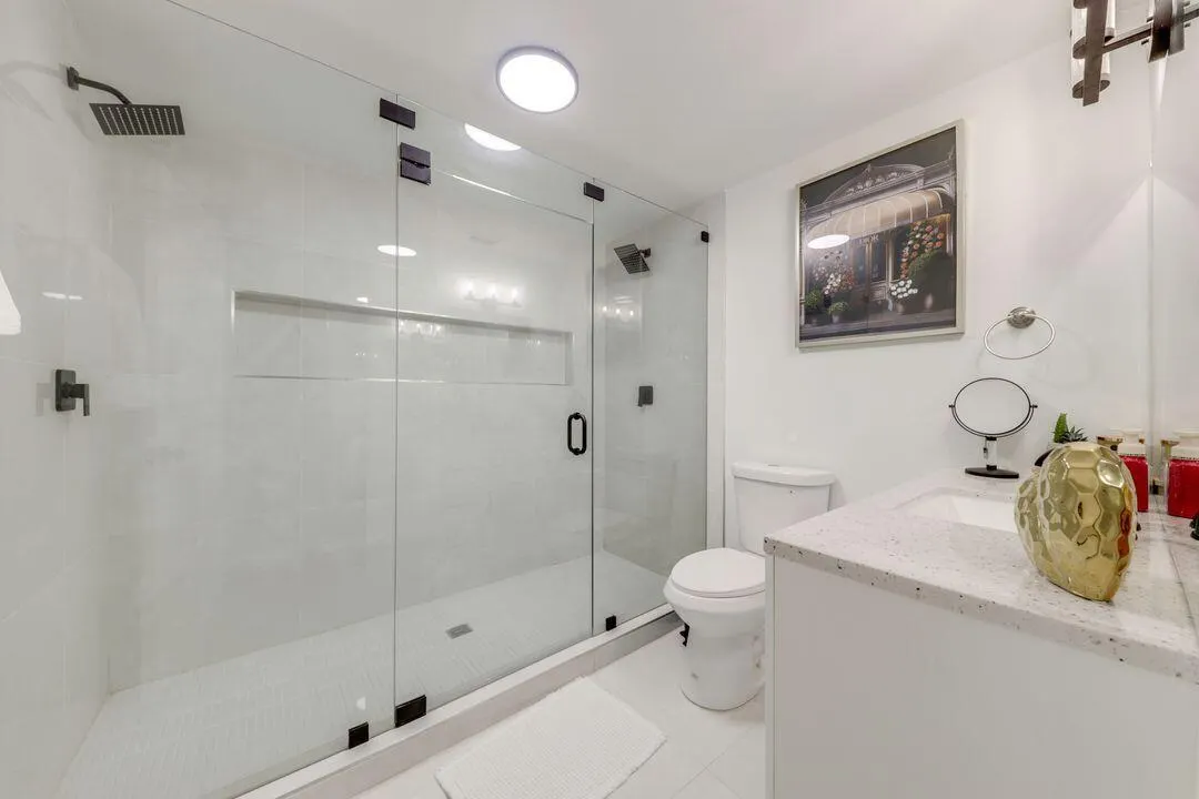 400 SE 7TH Street