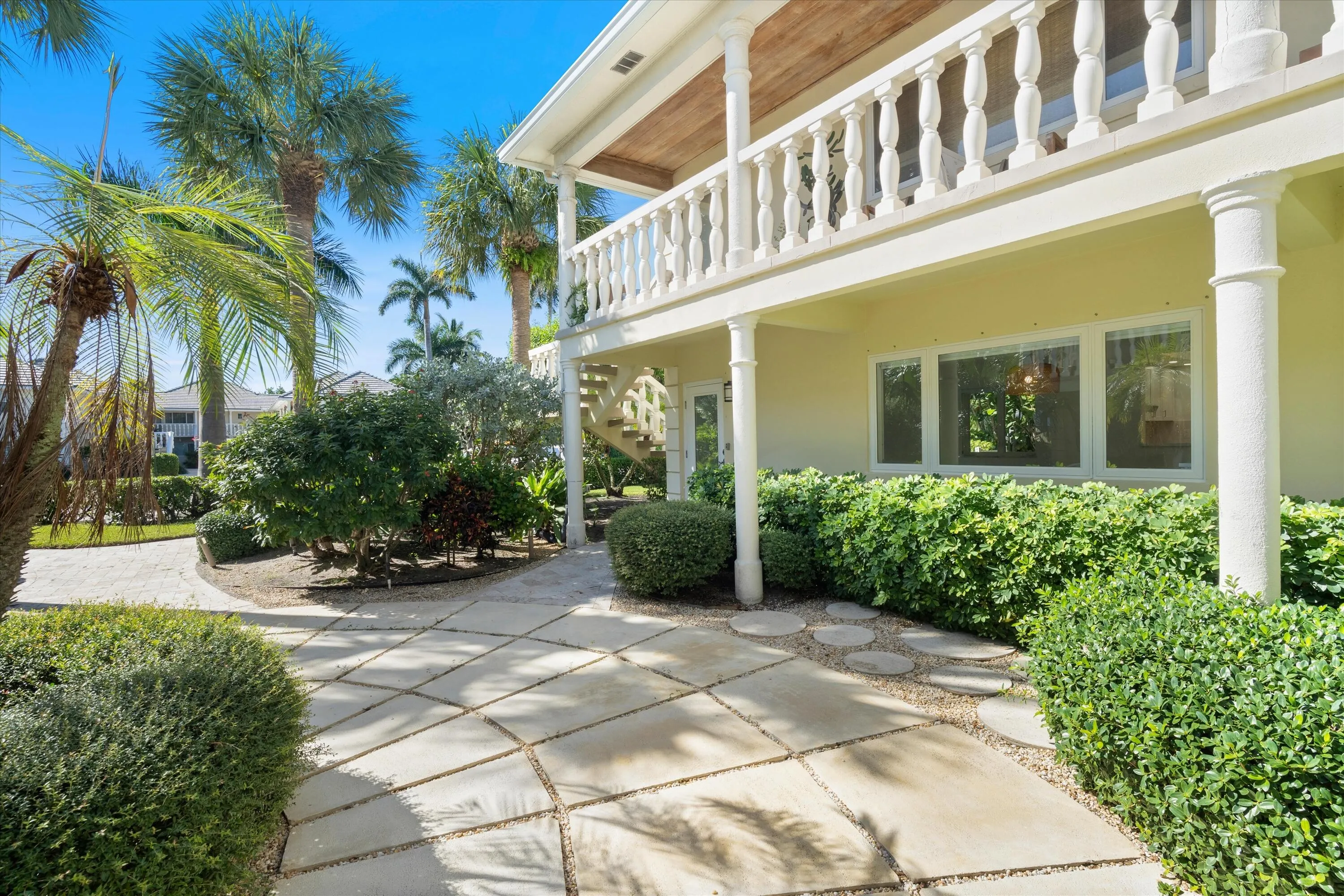 1029 LANGER Way #4