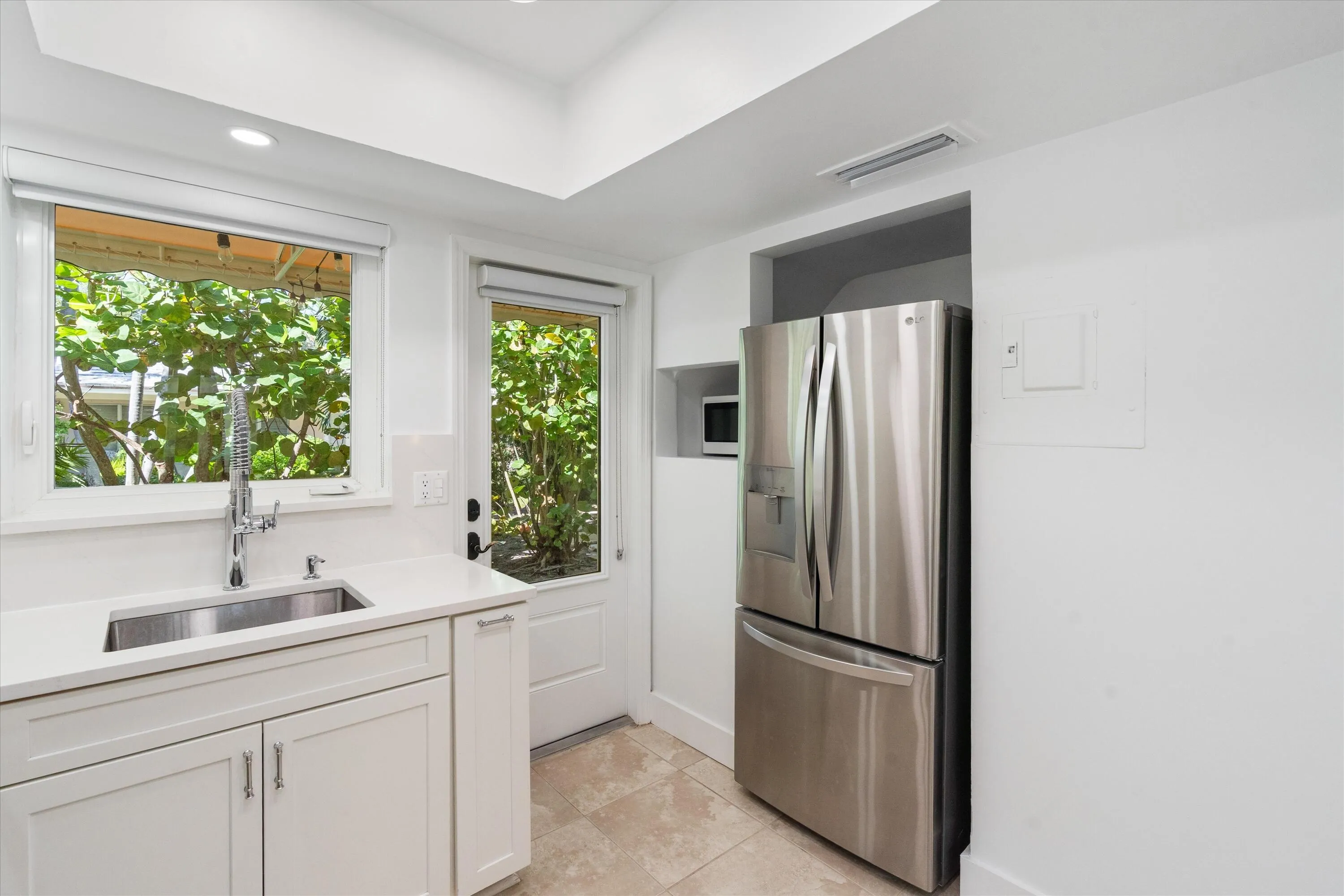 1029 LANGER Way #4
