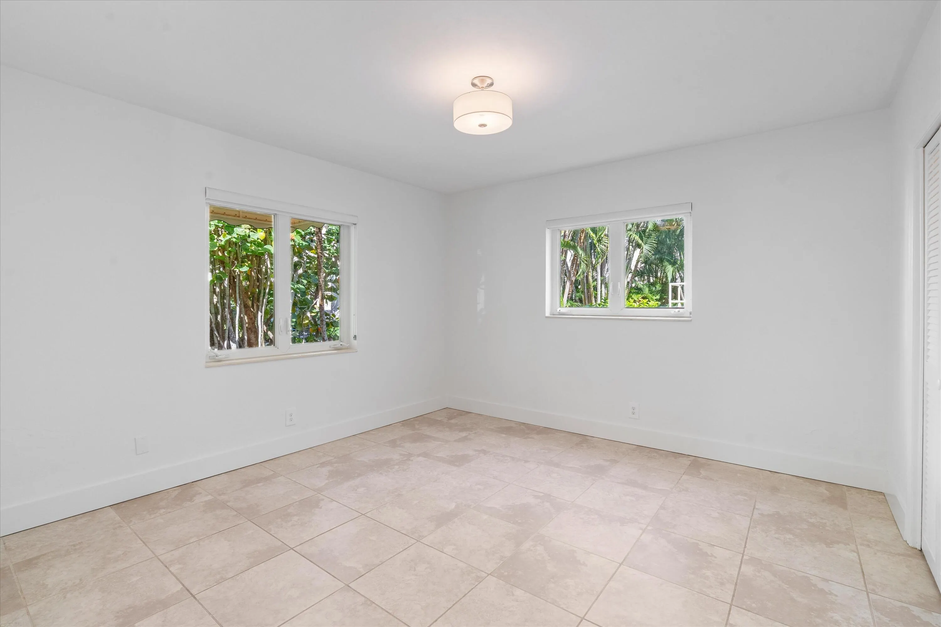 1029 LANGER Way #4