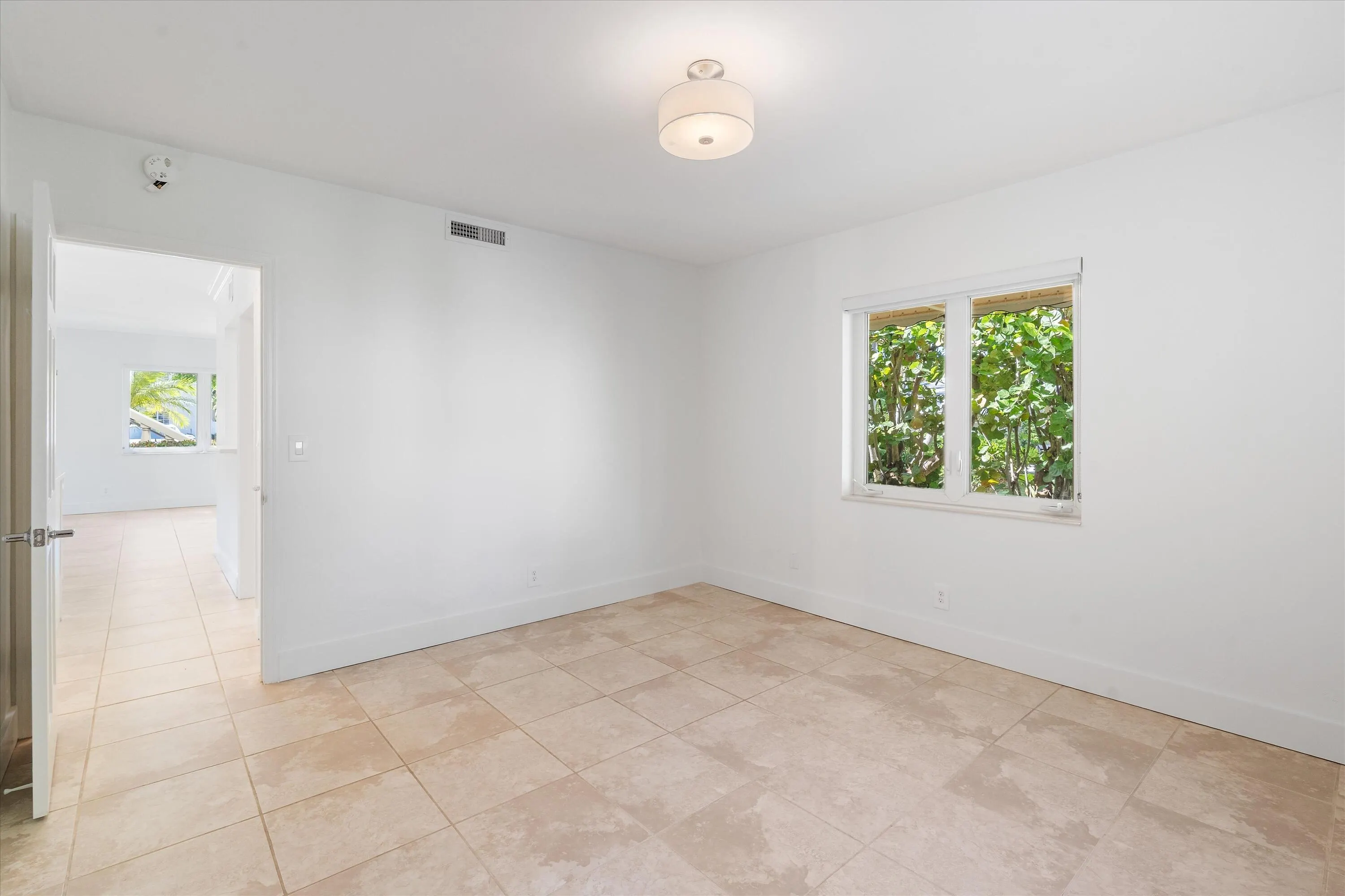 1029 LANGER Way #4