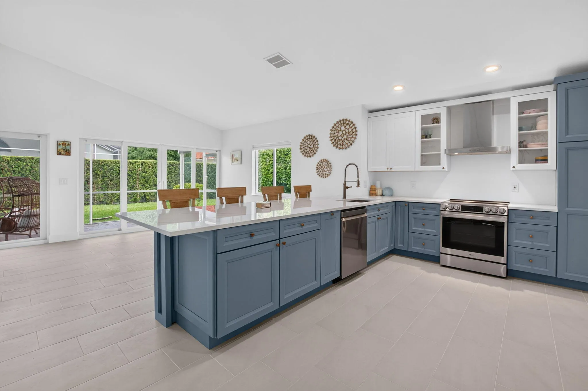 5745 Aspen Ridge Court
