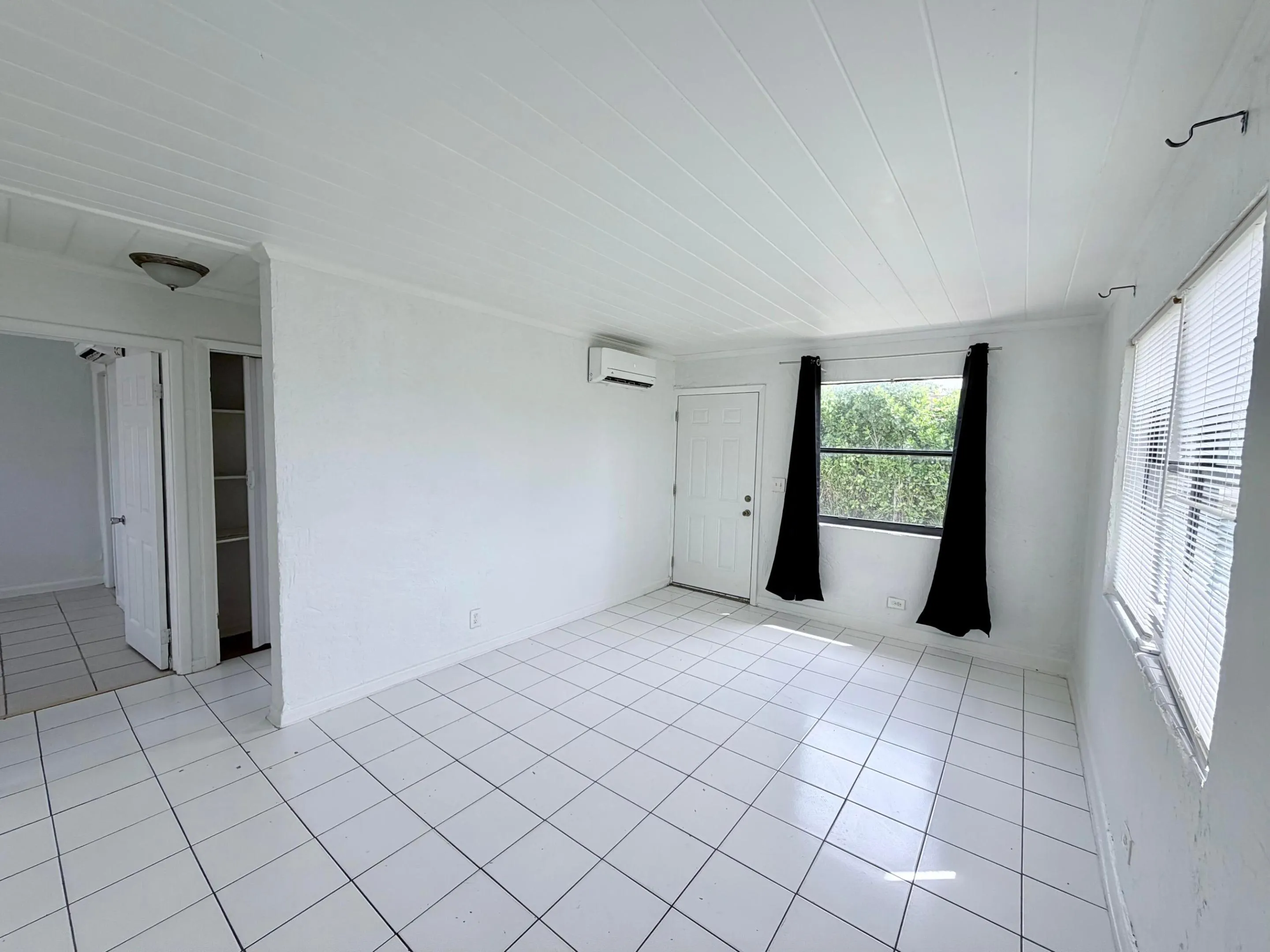 1409 W 33RD Street #2