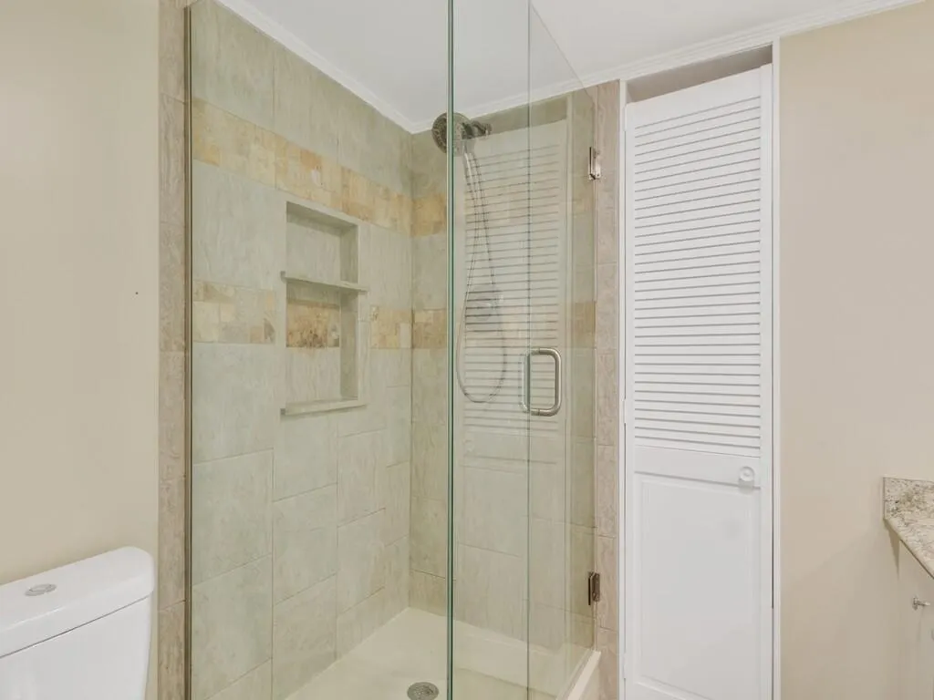 1170 6TH Avenue #2