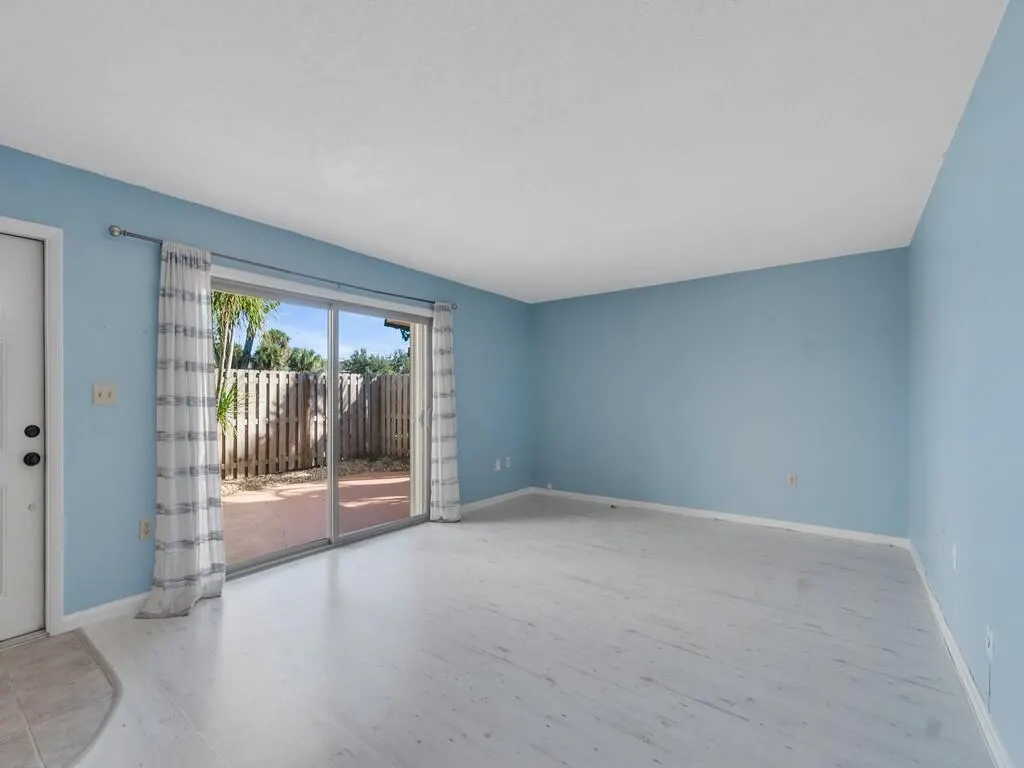 1170 6TH Avenue #2
