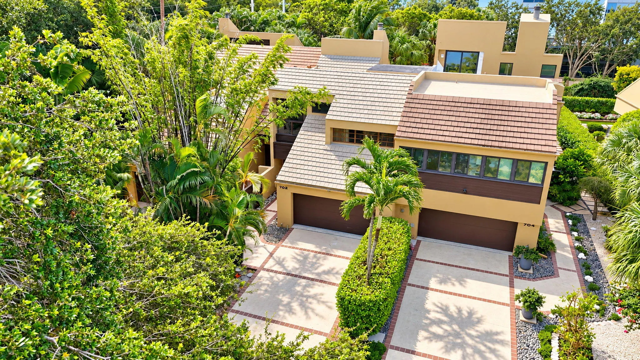 702 Saint Albans Drive