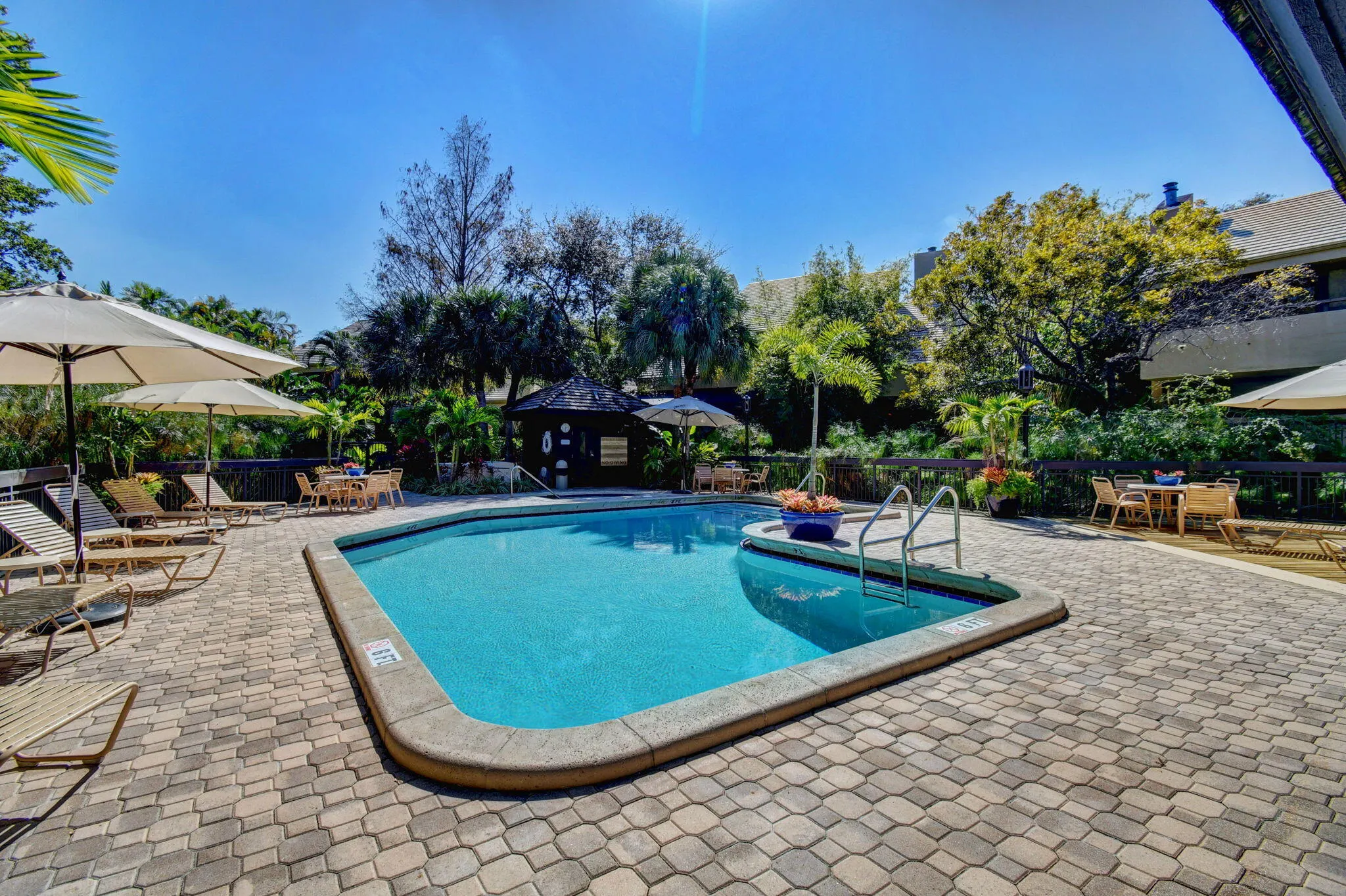 702 Saint Albans Drive