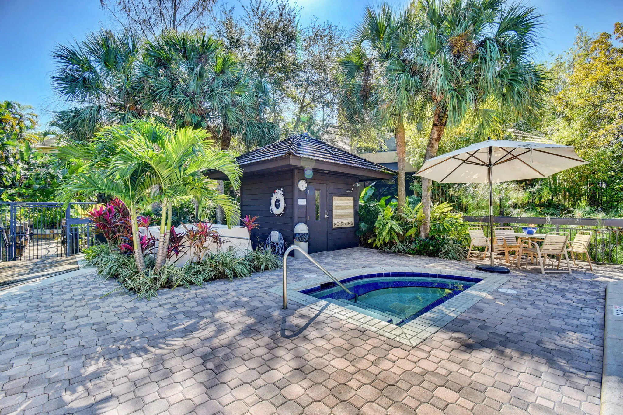 702 Saint Albans Drive