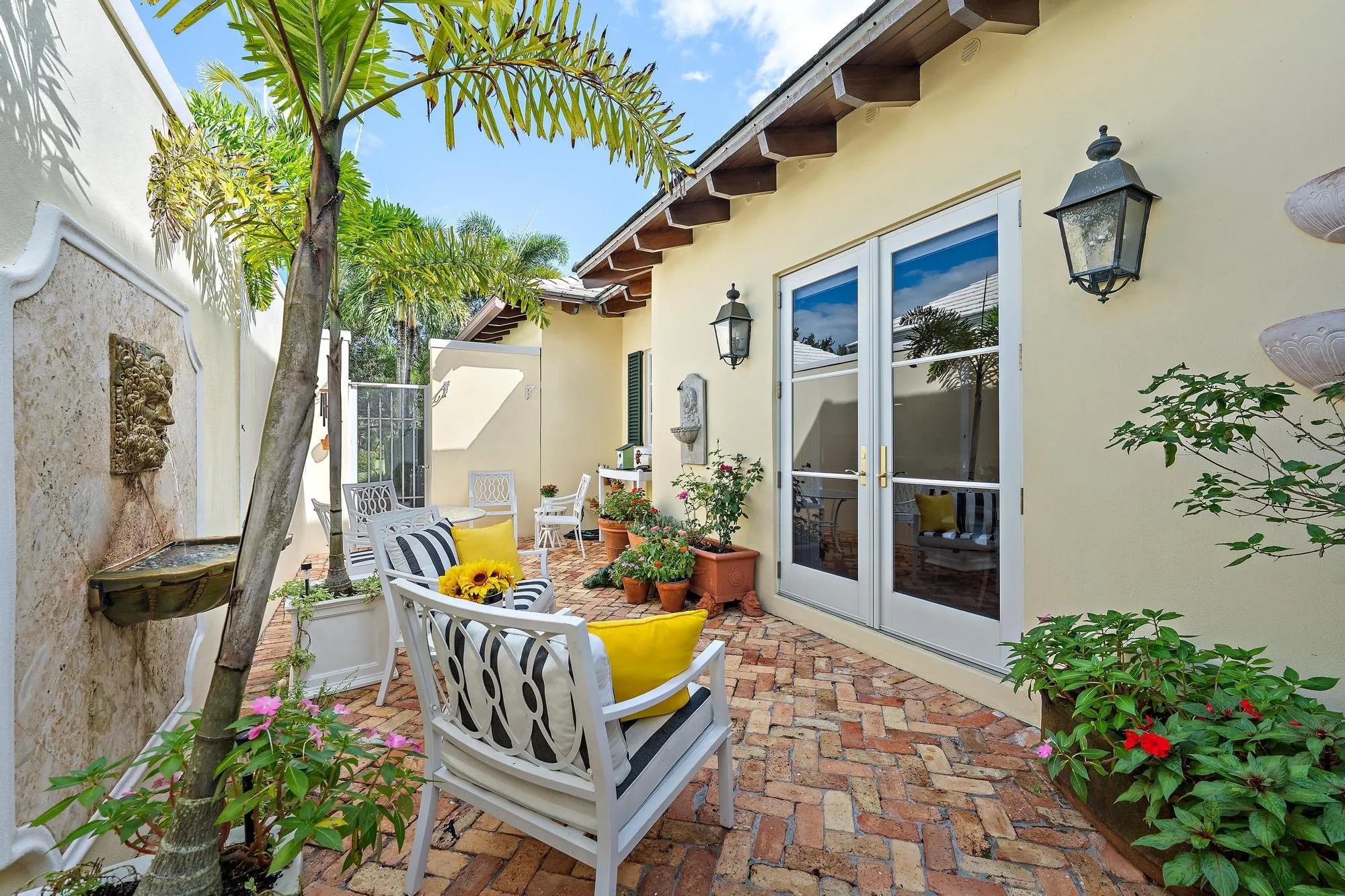 210 Echo Drive