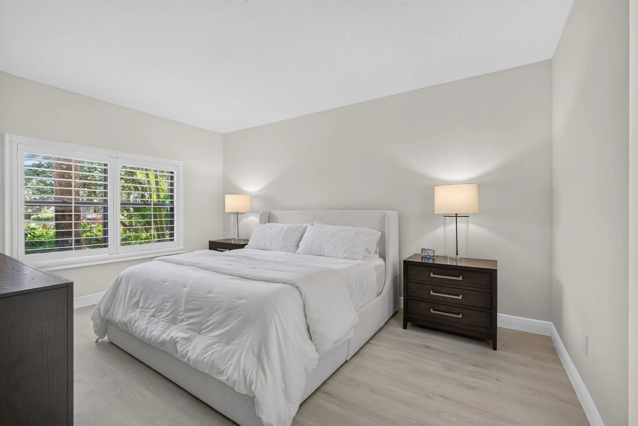 300 UNO LAGO Drive #104