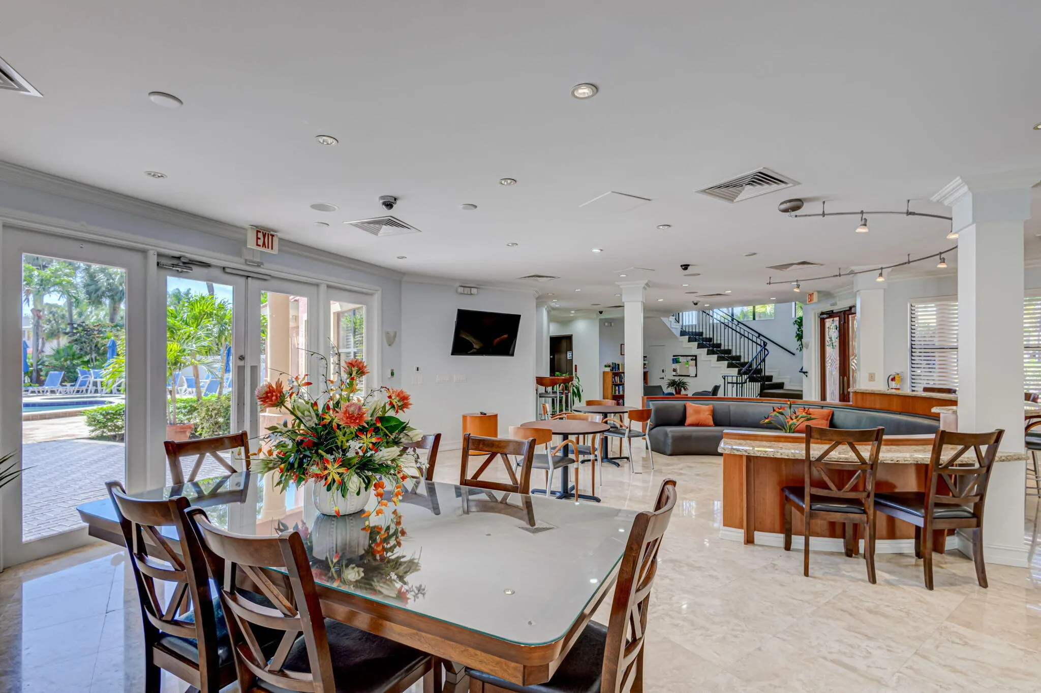 300 UNO LAGO Drive #104