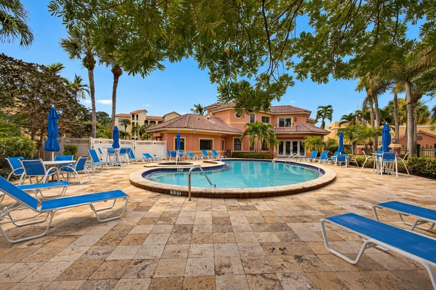 300 UNO LAGO Drive #104