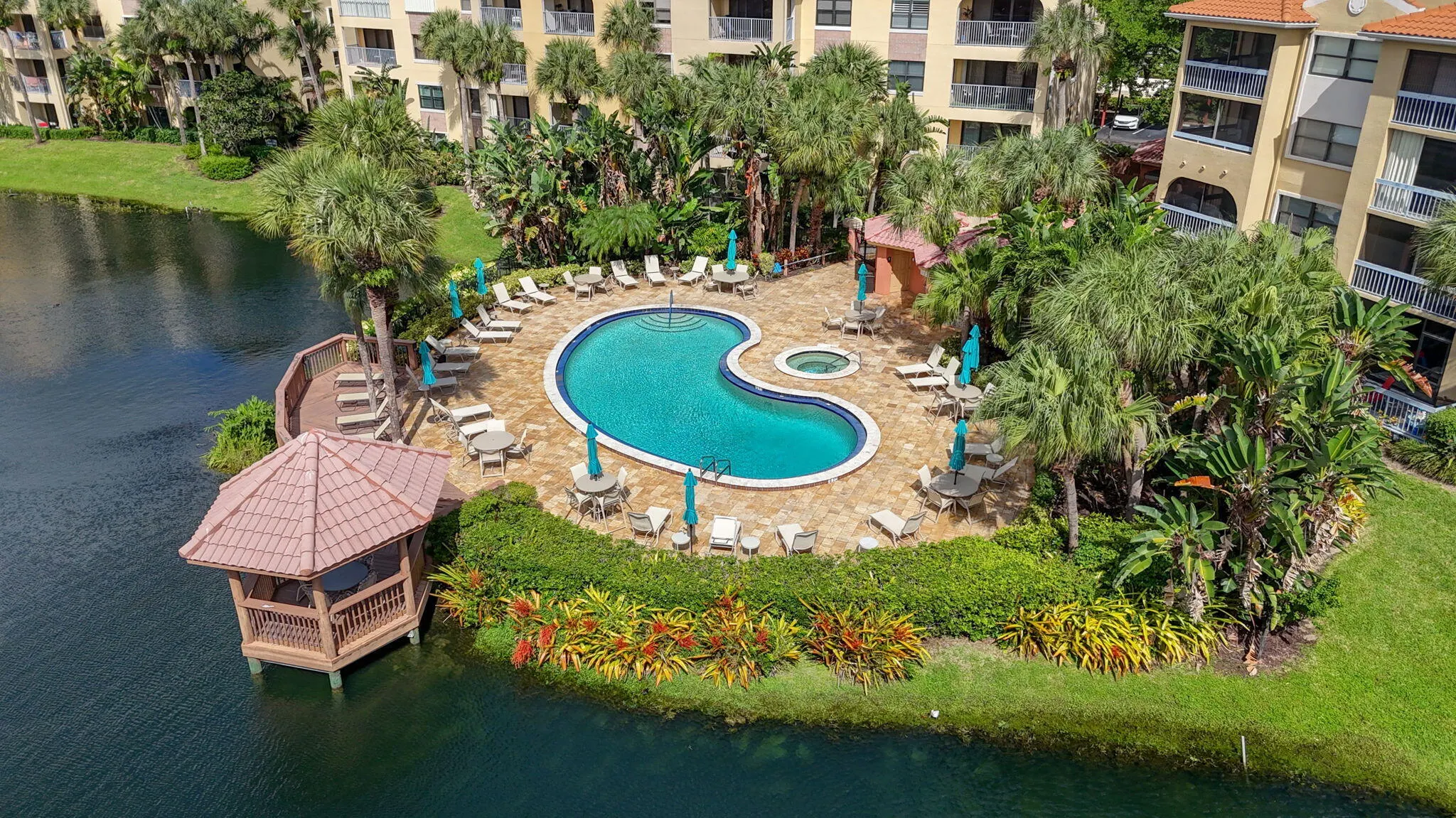 300 UNO LAGO Drive #104