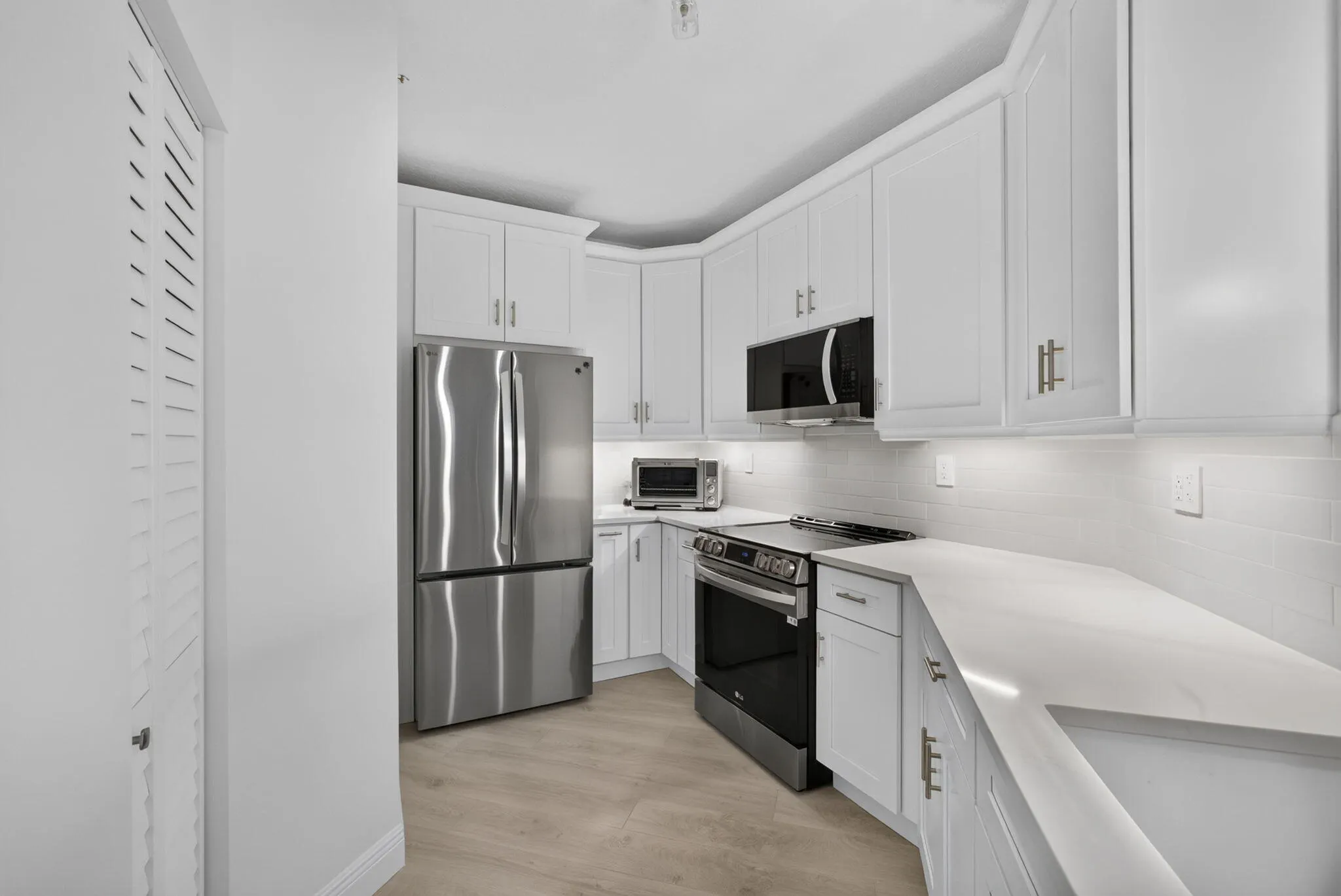 300 UNO LAGO Drive #104