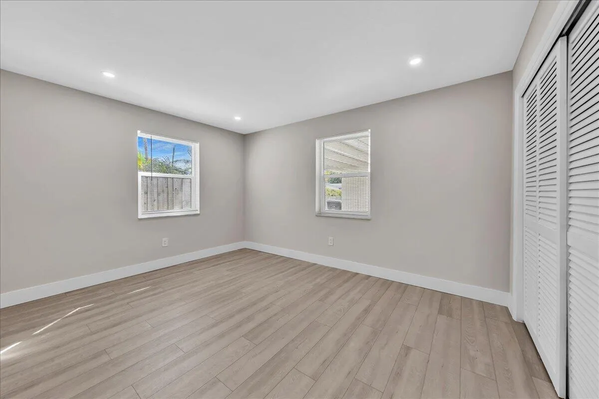 1463 8th Street