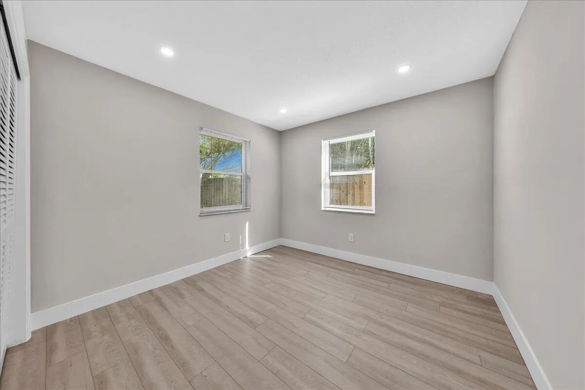1463 8th Street