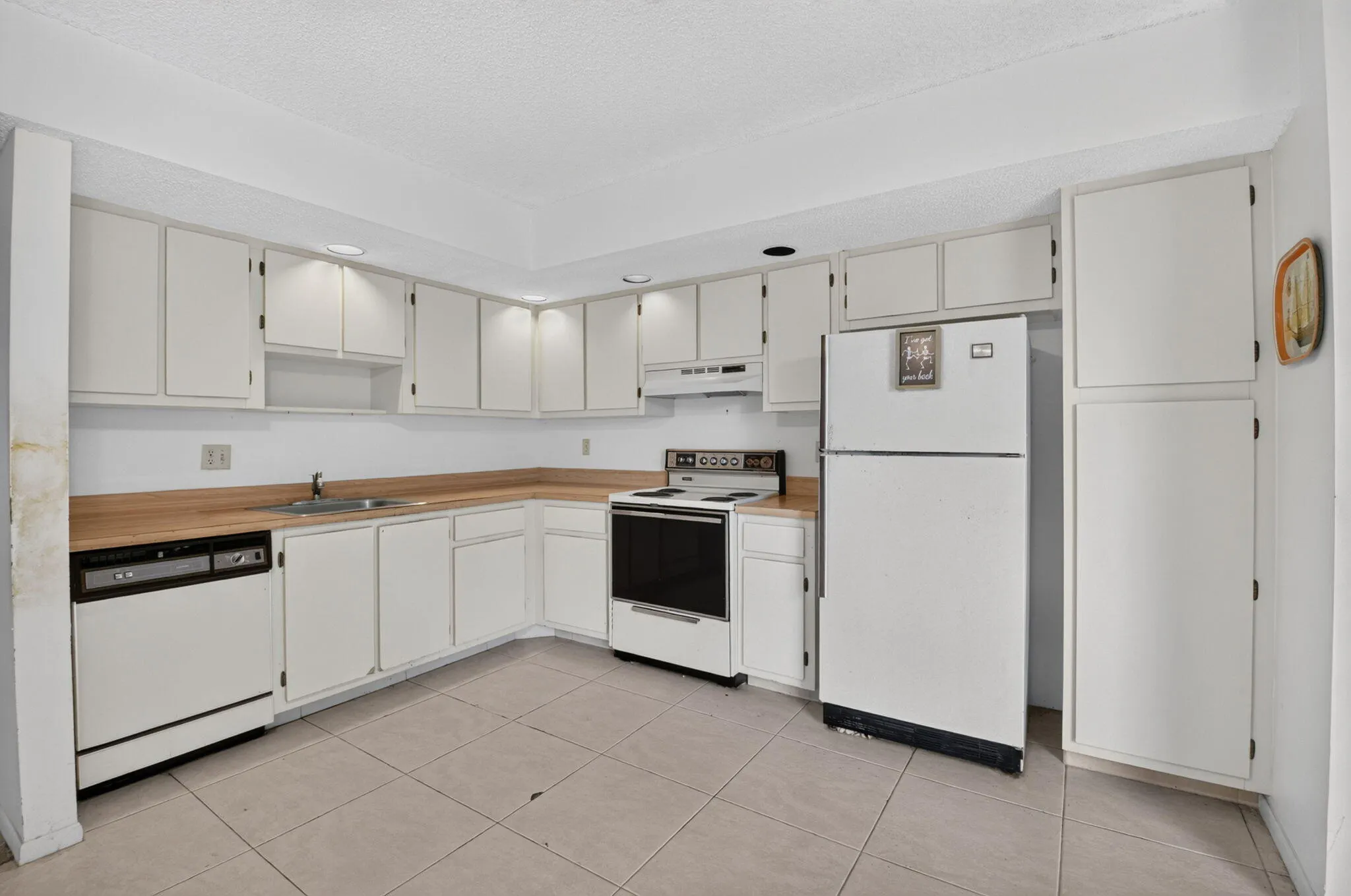 5250 LAS VERDES Circle #314
