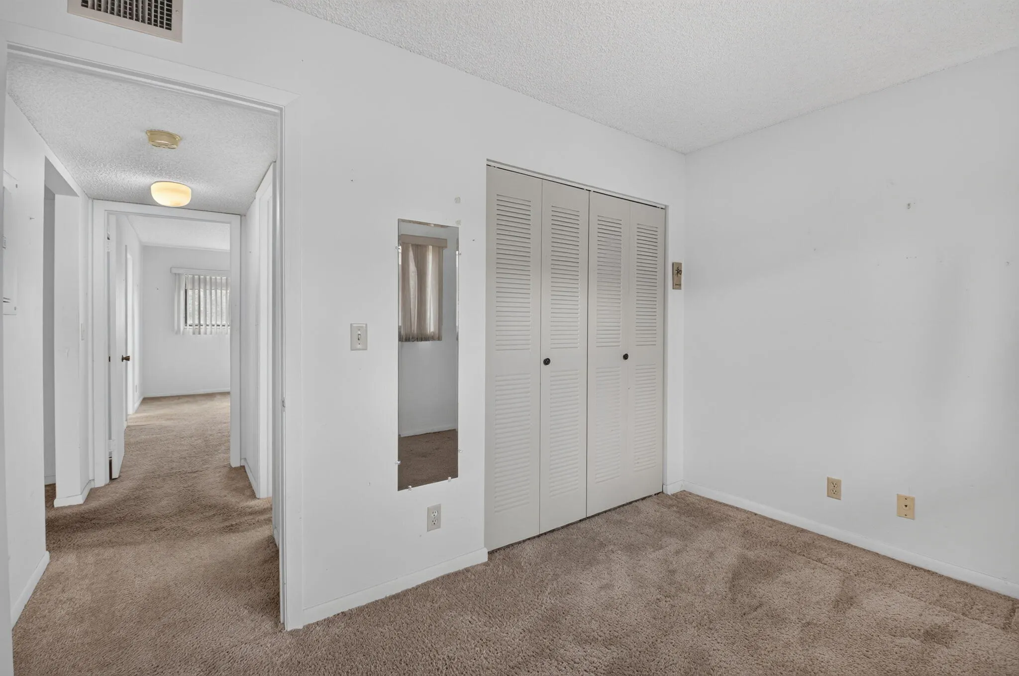 5250 LAS VERDES Circle #314
